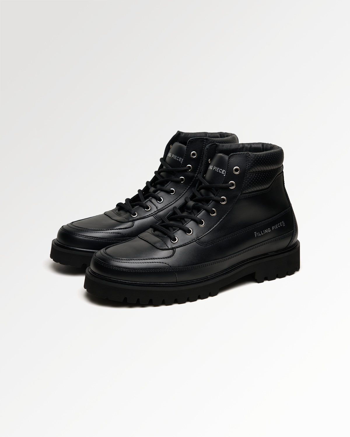 Filling Pieces Mountain Boot Peak Line boots cuir noir