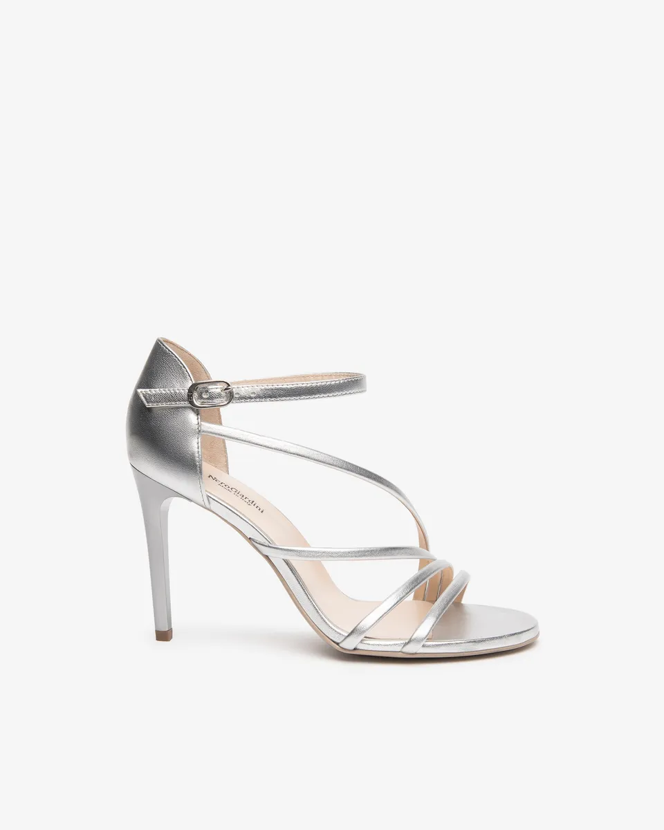 NeroGiardini Sandales Femme Cuir Premium Taille 38