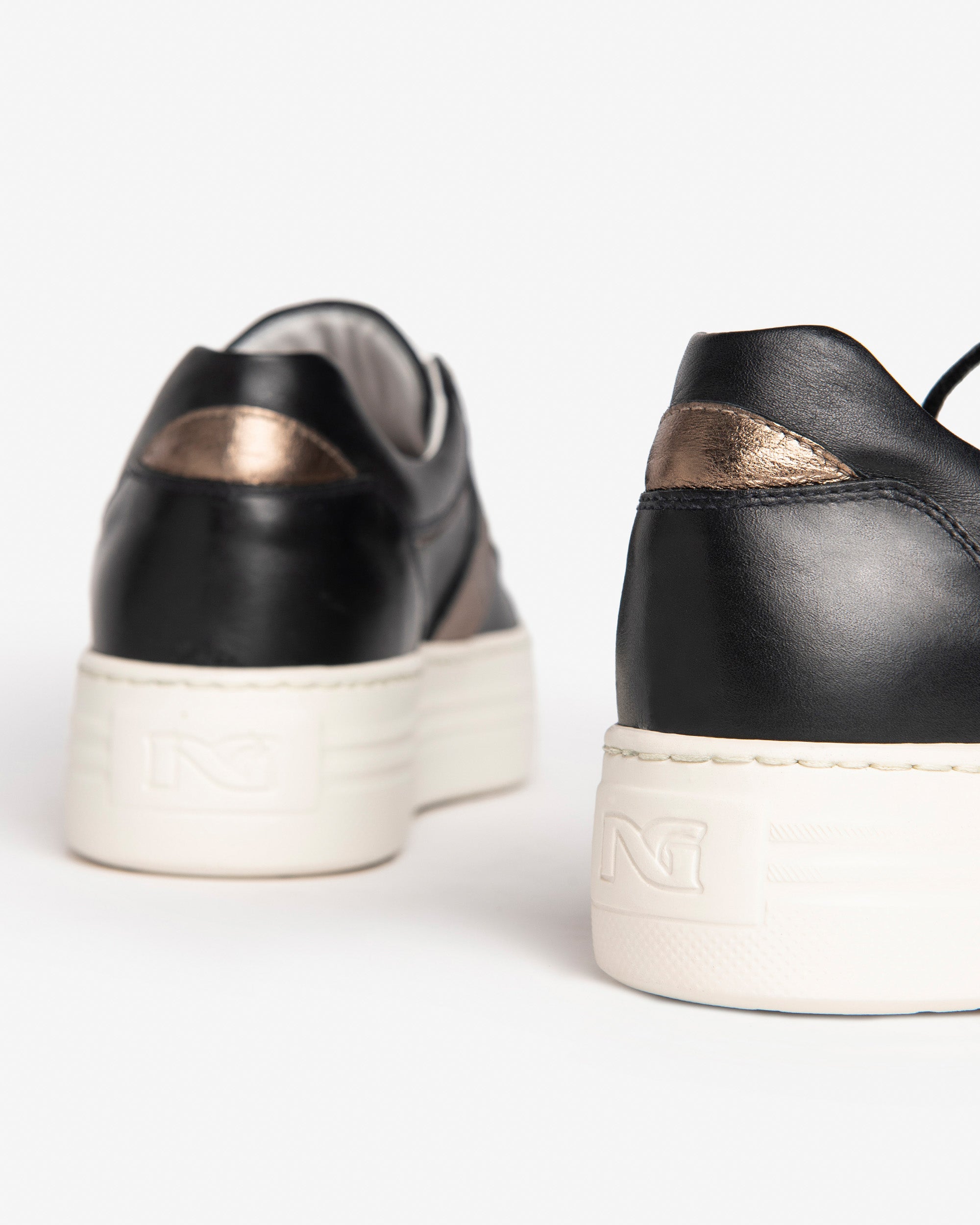 NeroGiardini Sneakers Femme Cuir DryGo Confort Ville