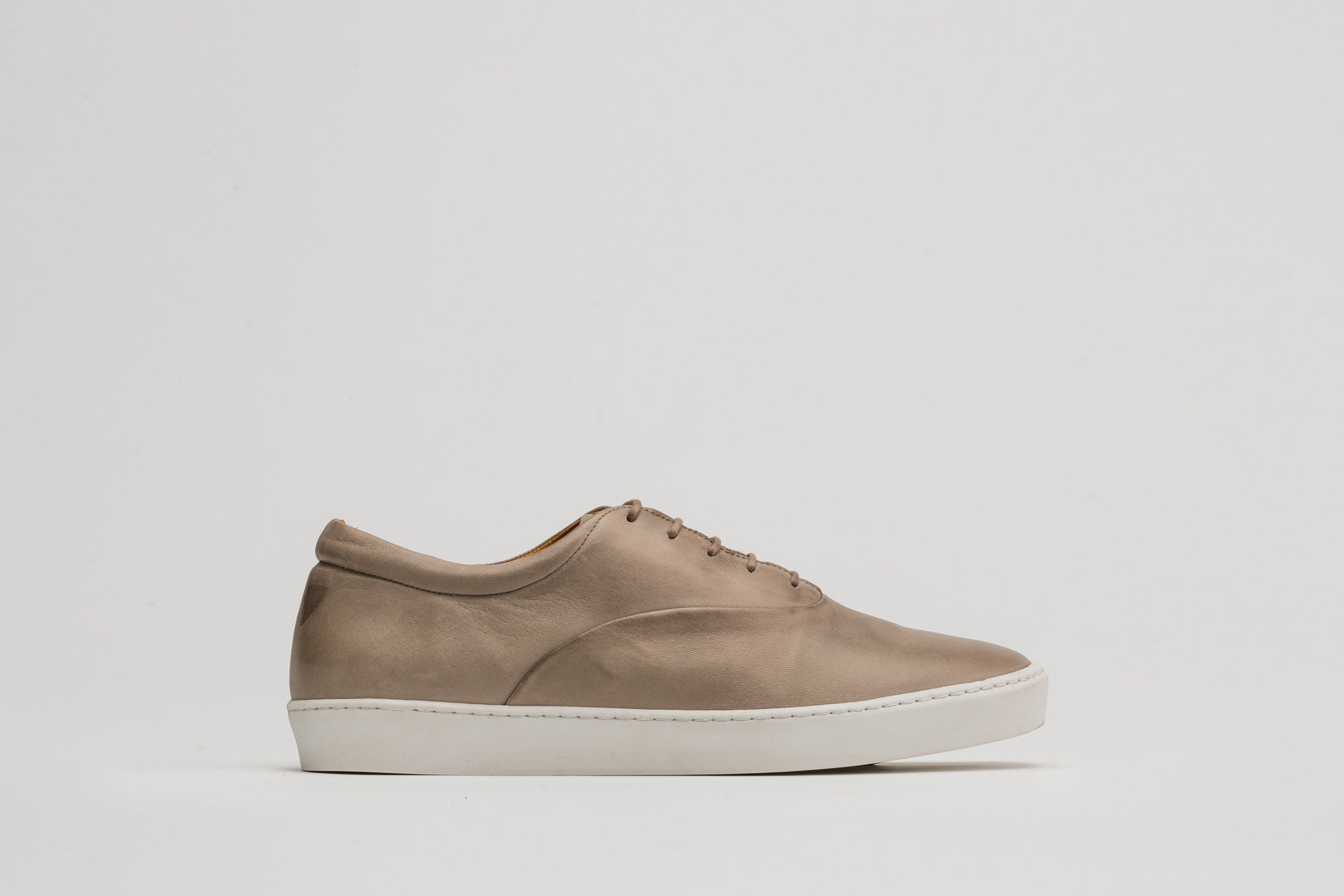 JAK Empire sneakers cuir taupe pleine fleur