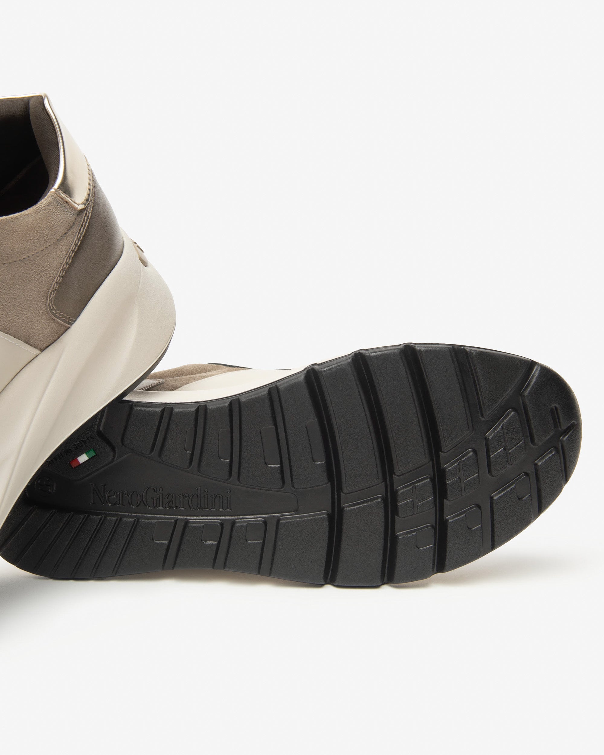 Nerogiardini Sneakers cuir velours femme pointure 38
