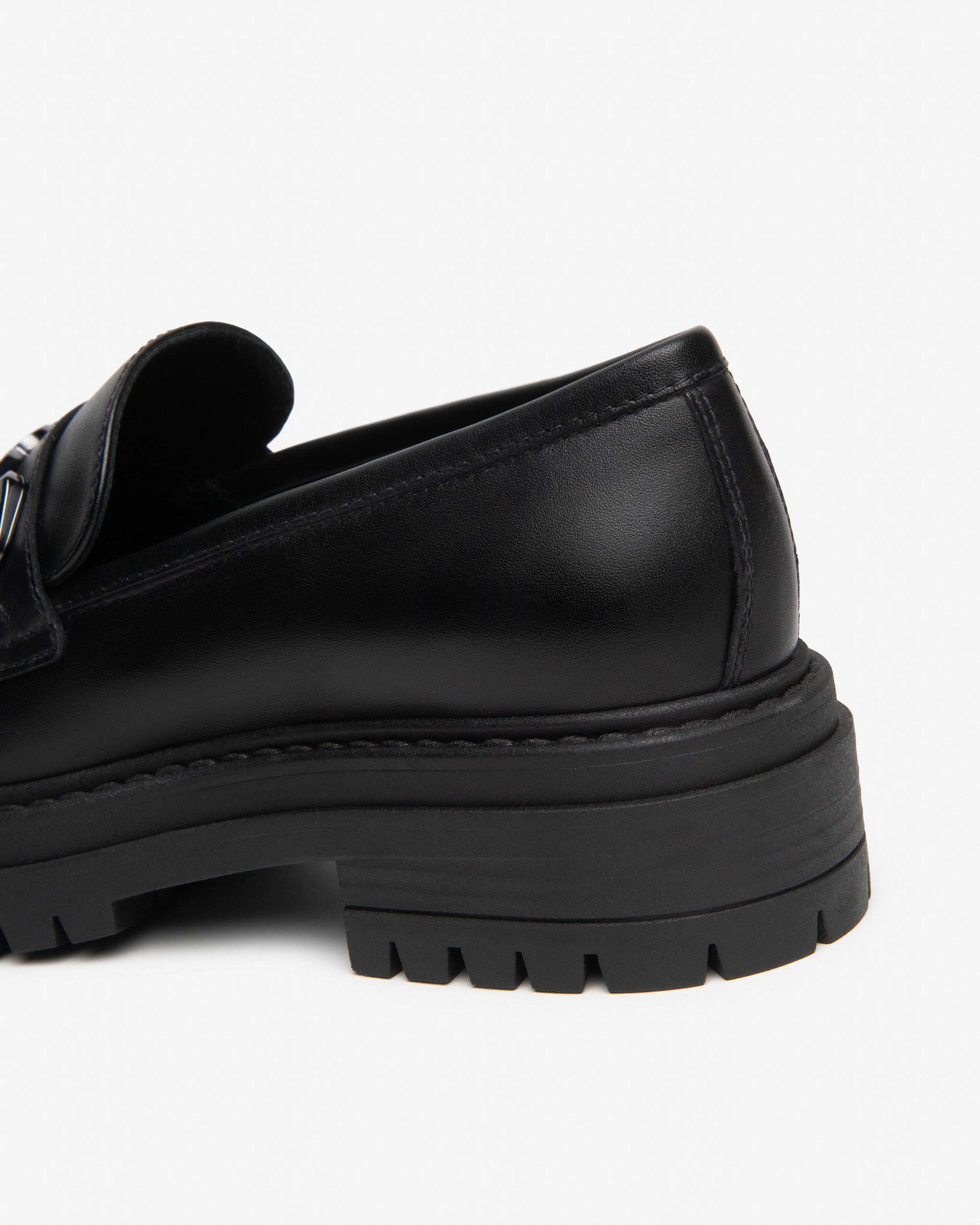 NeroGiardini Mocassins Femme Cuir Ornement Métal Talon 40 mm
