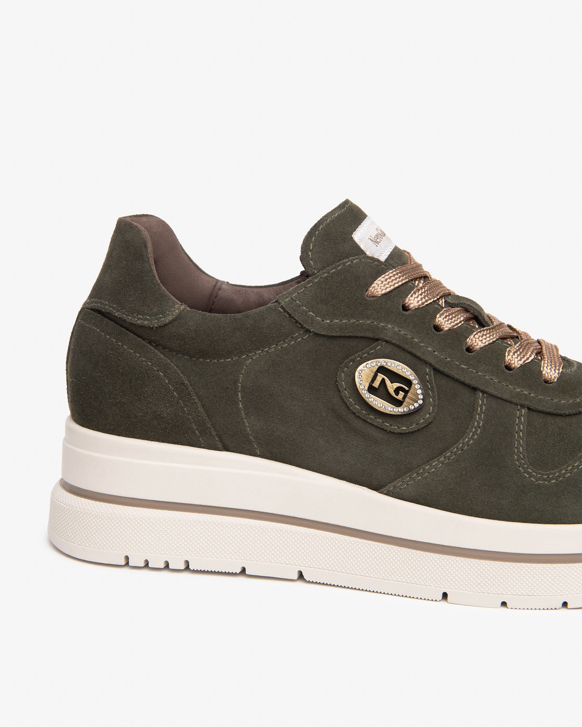 NeroGiardini Sneakers baskets velours femme plateforme
