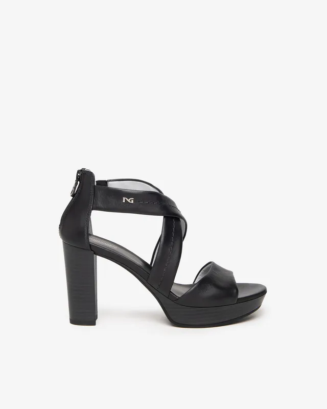 Nerogiardini Sandales sandales femme cuir pointure 38 chic