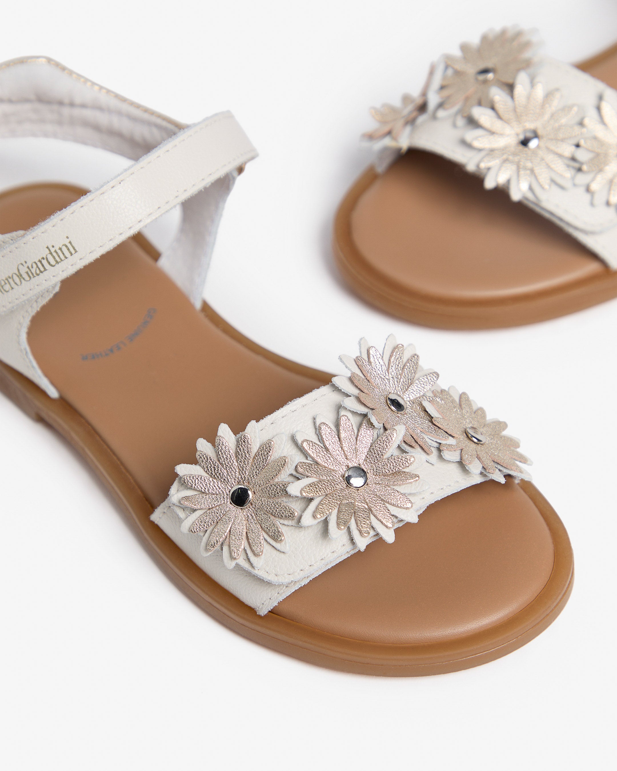 NeroGiardini Sandales Teen Fille Cuir 34 Confort