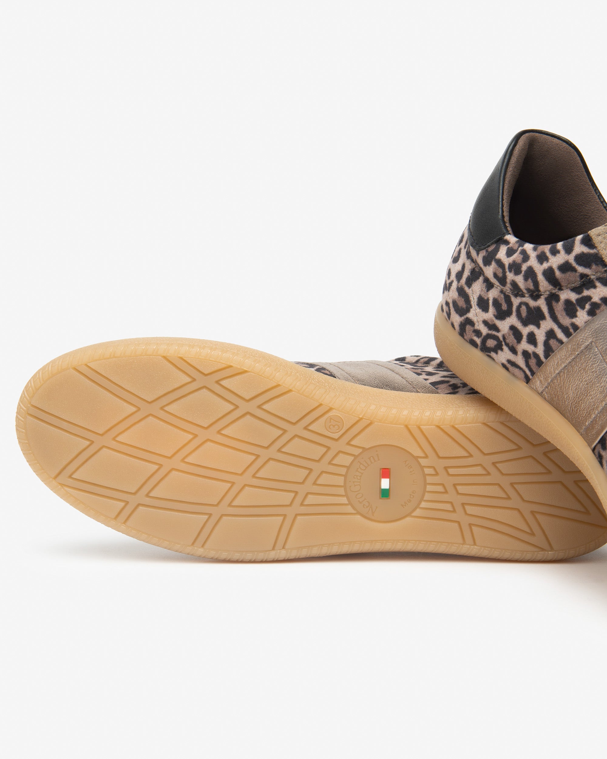 NeroGiardini Sneakers Femme Daim Imprimé Animalier Hiver