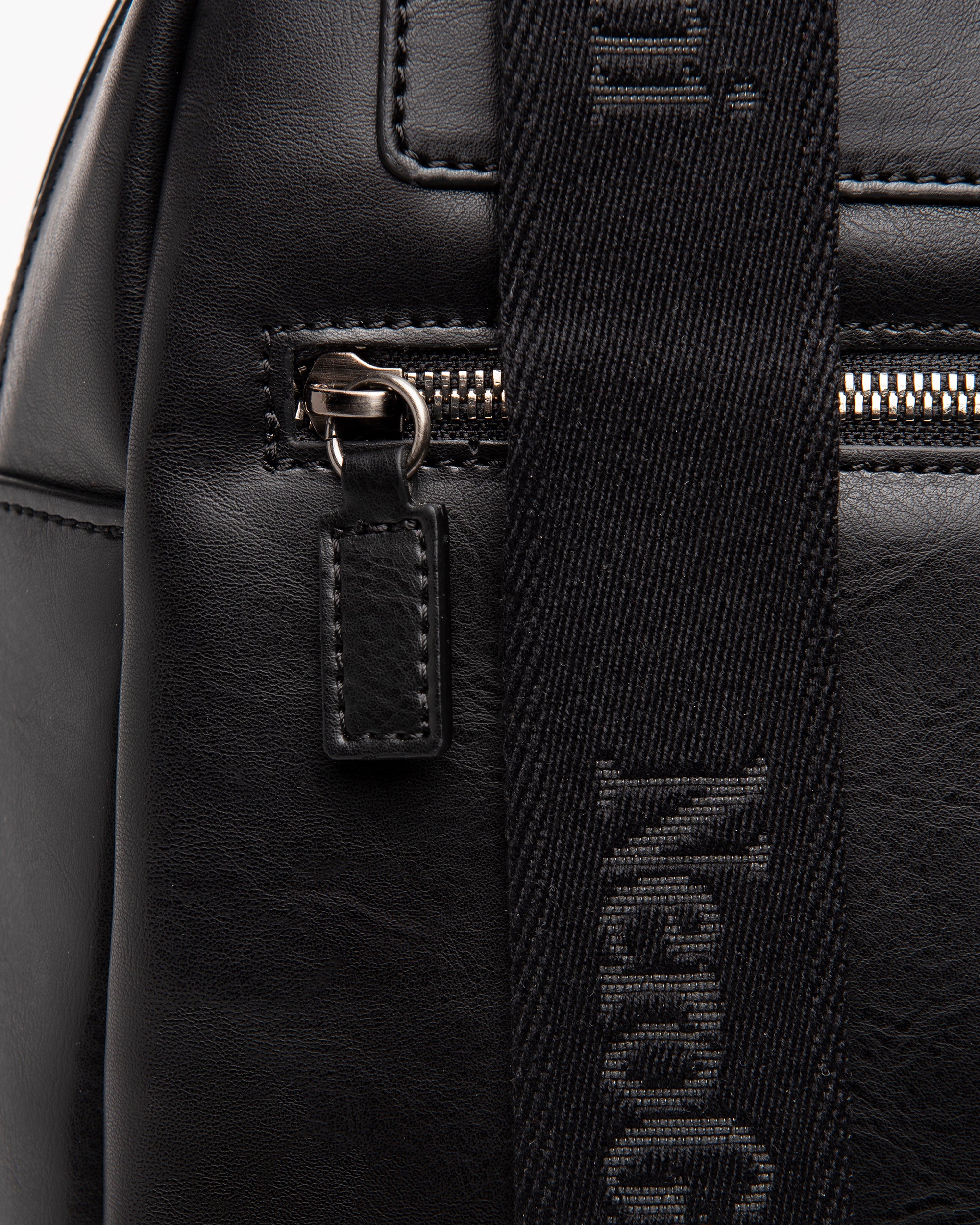 NeroGiardini Sacs homme sac à dos technique
