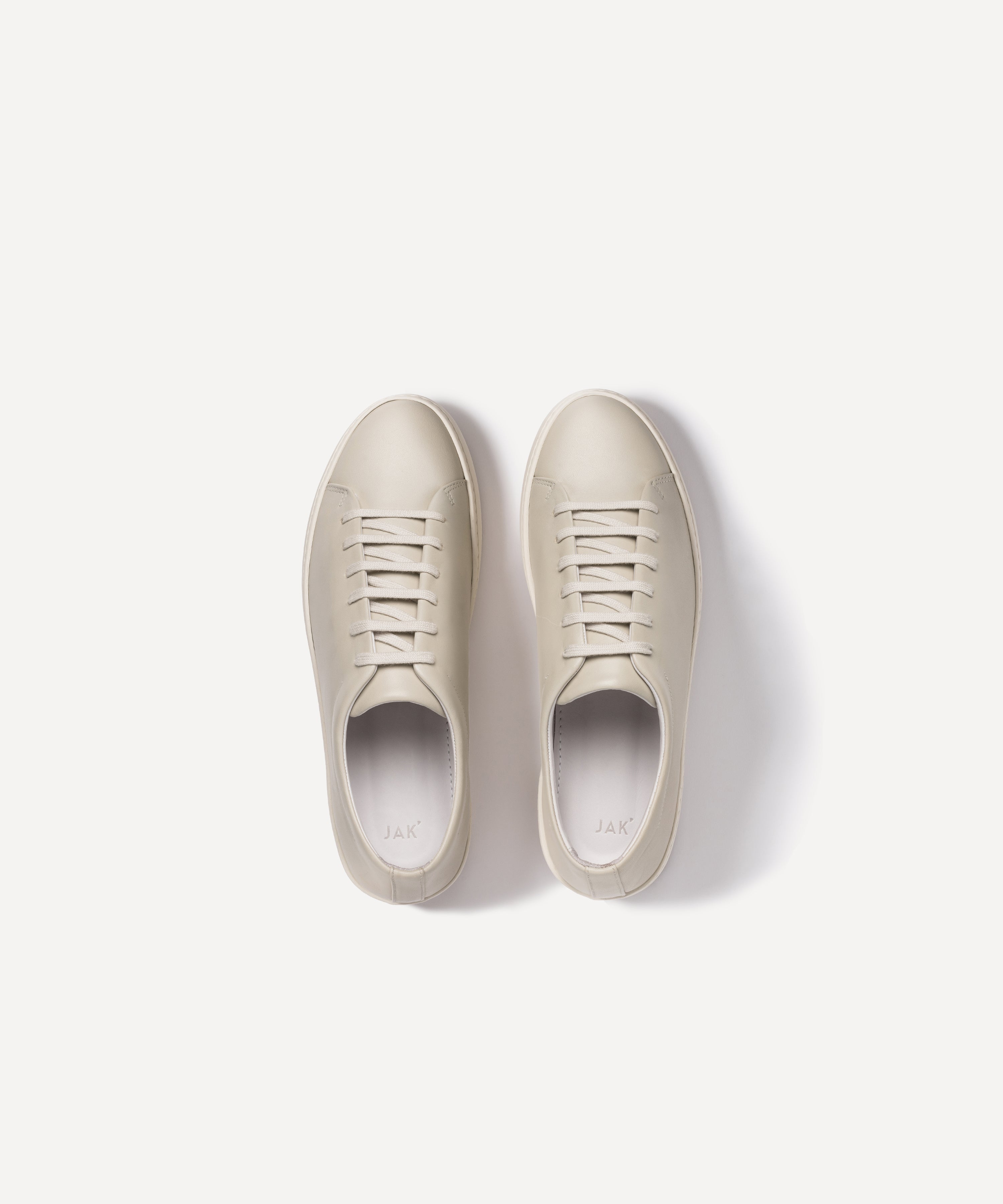 JAK Royal Dust baskets cuir beige minimaliste