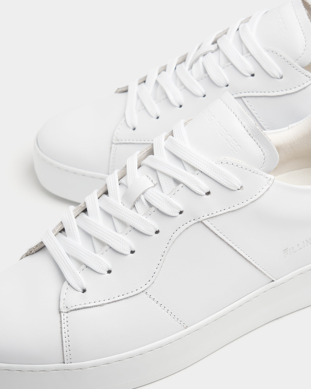 Filling Pieces Court baskets blanches cuir confort quotidien