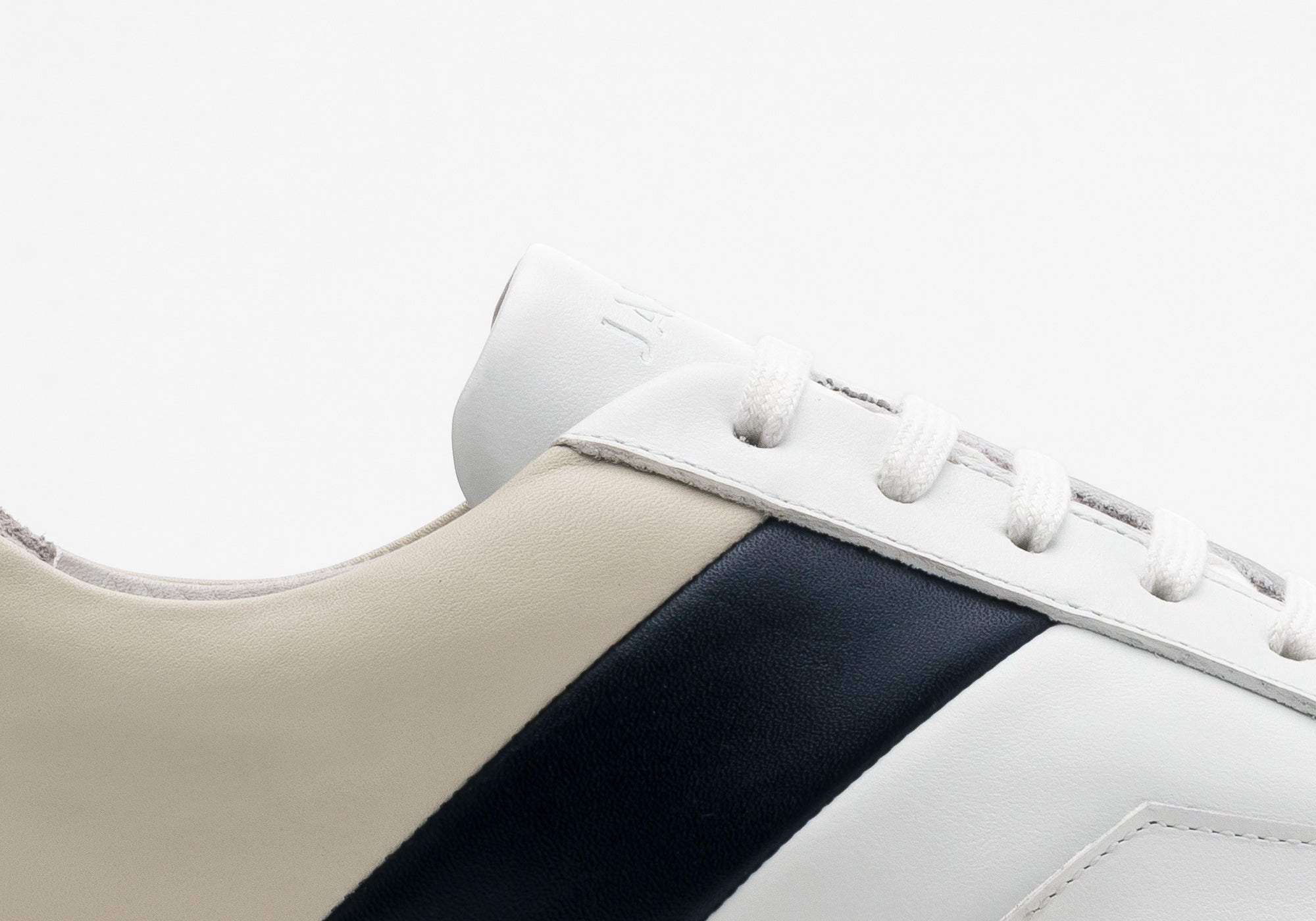 JAK Atlas Low baskets cuir dust blue mixte