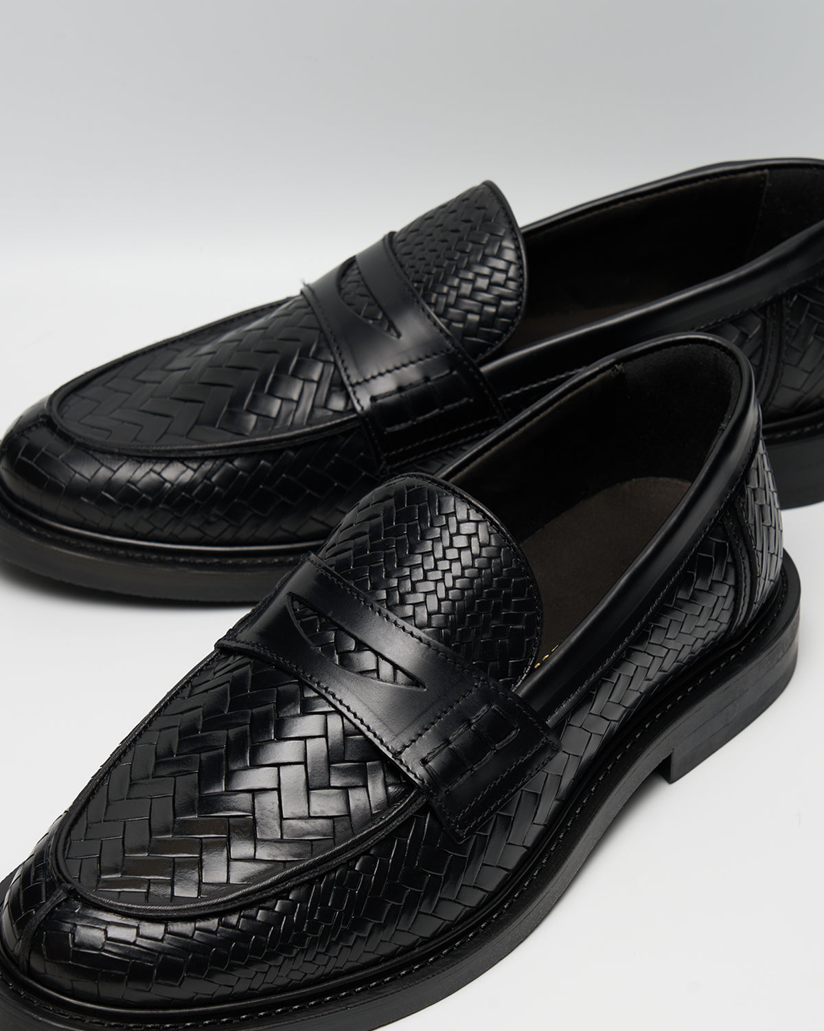 Filling Pieces Woven Twist mocassin cuir noir tressé