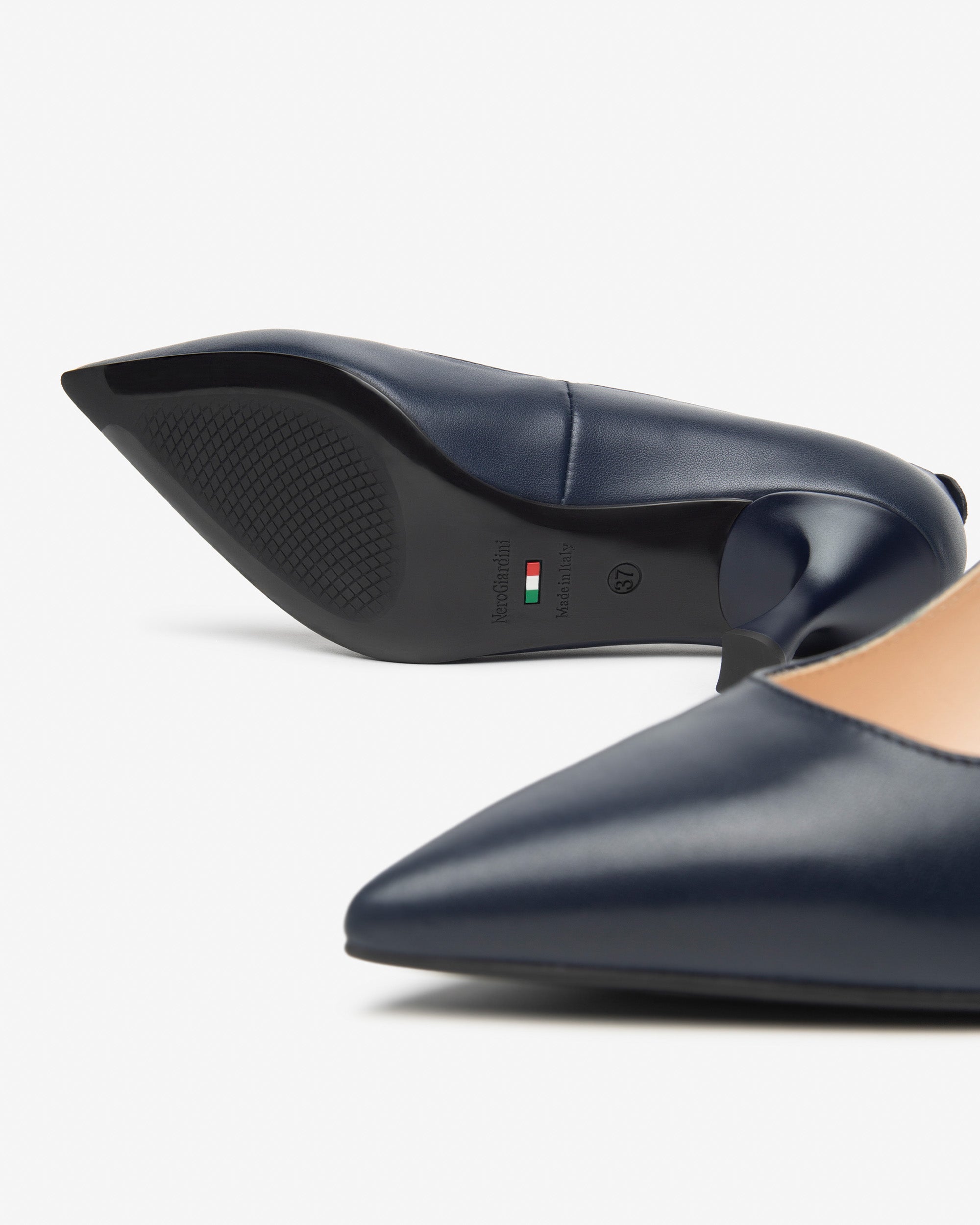 Nerogiardini Escarpins cuir femme pointure 38 talon 75 mm