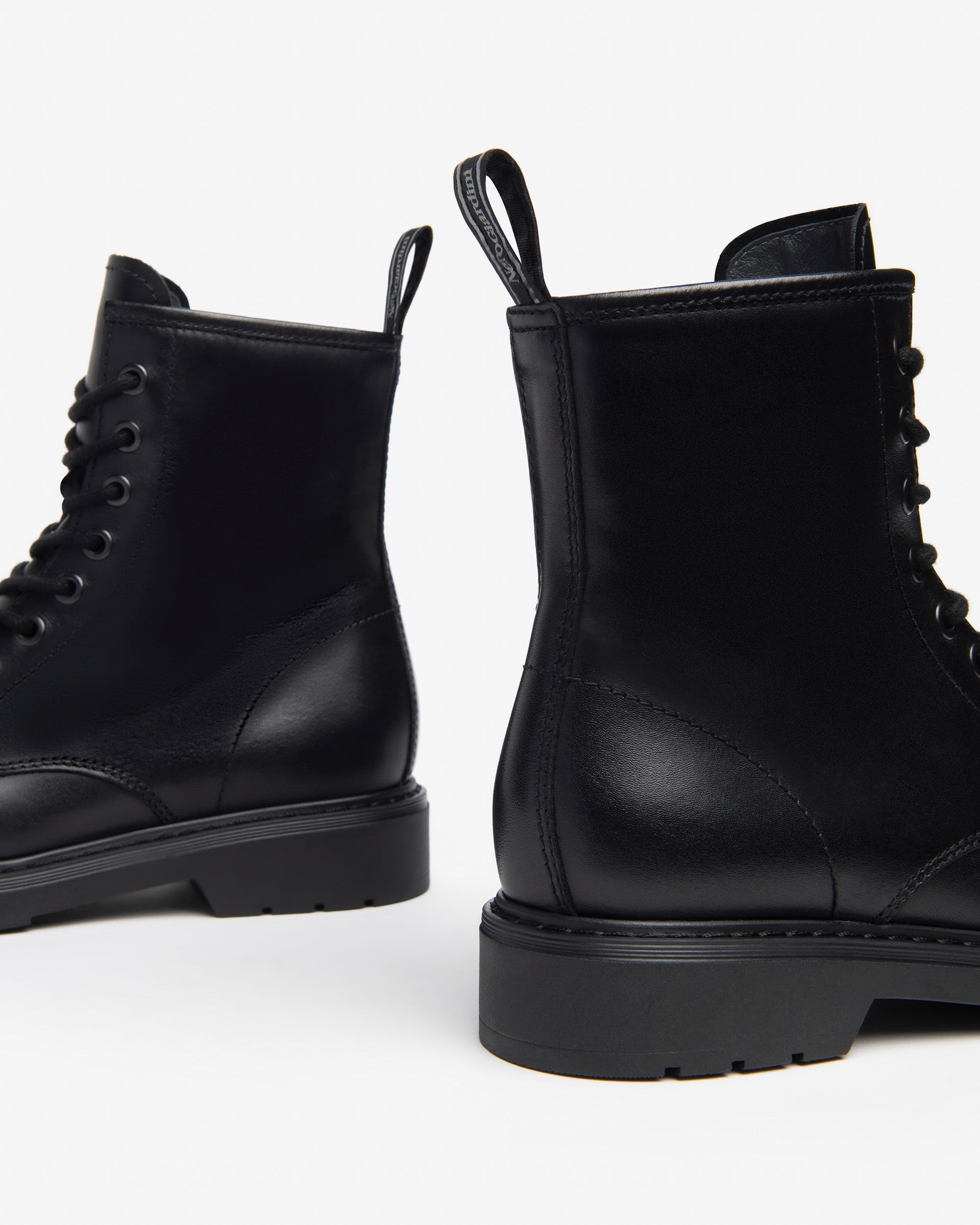 NeroGiardini Bottines Motardes Femme Cuir Noir Talon 30 mm