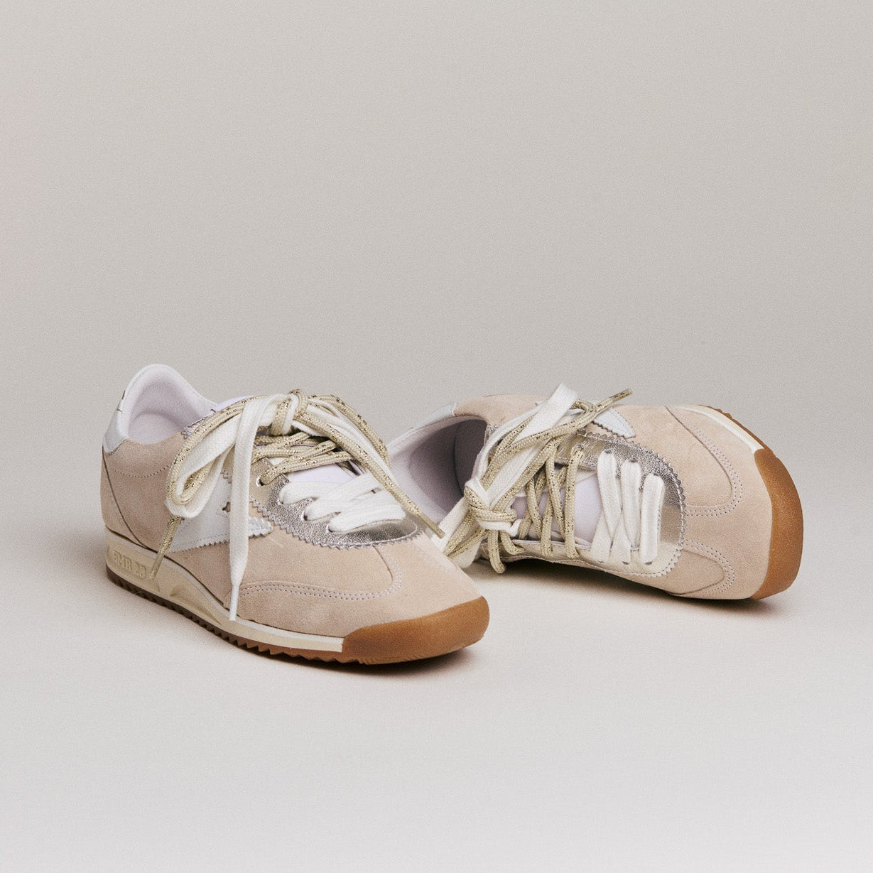 SMR Baskets Joyce D617 daim beige blanc