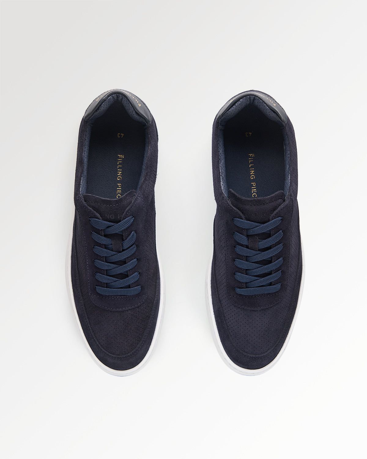 Filling Pieces Mondo Suede Perforated baskets bleu marine daim