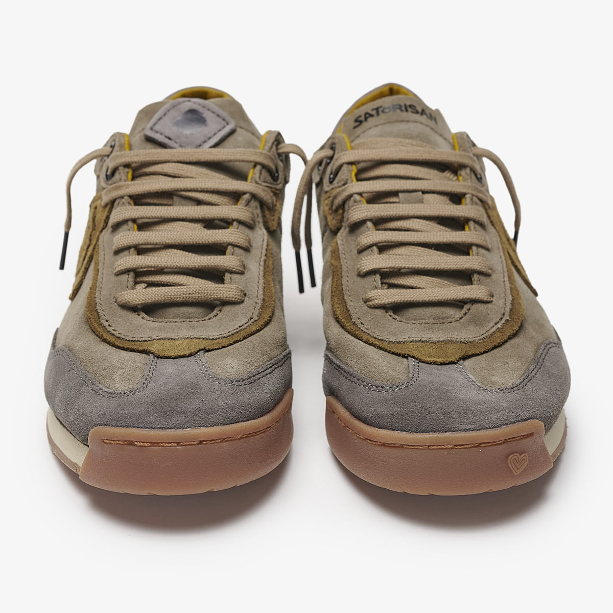 Satorisan Ensō Suede baskets peat green daim