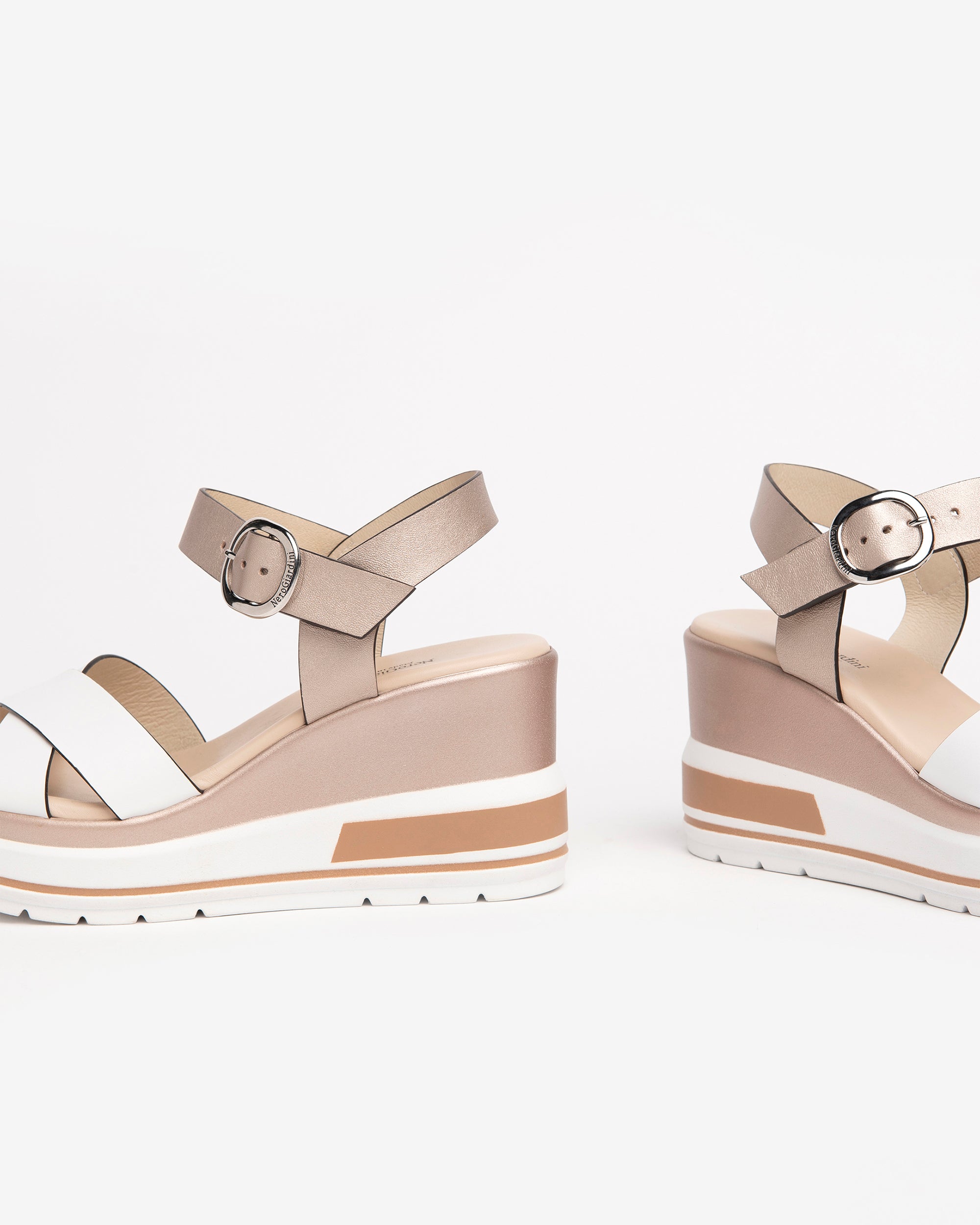 NeroGiardini Sandales Femme Sandales Cuir Été