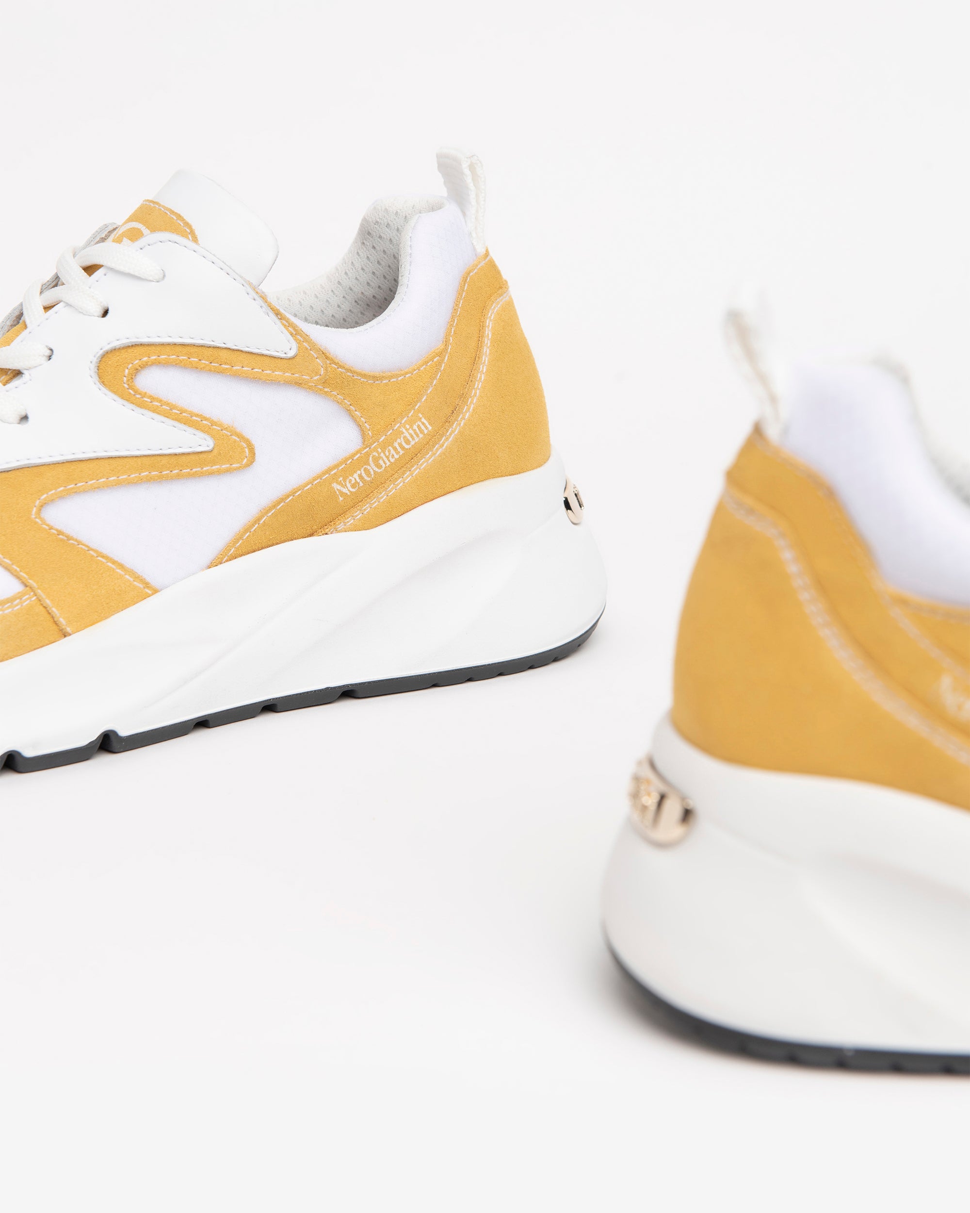 NeroGiardini Sneakers Femme Velours Semelle 4,5 cm DryGo