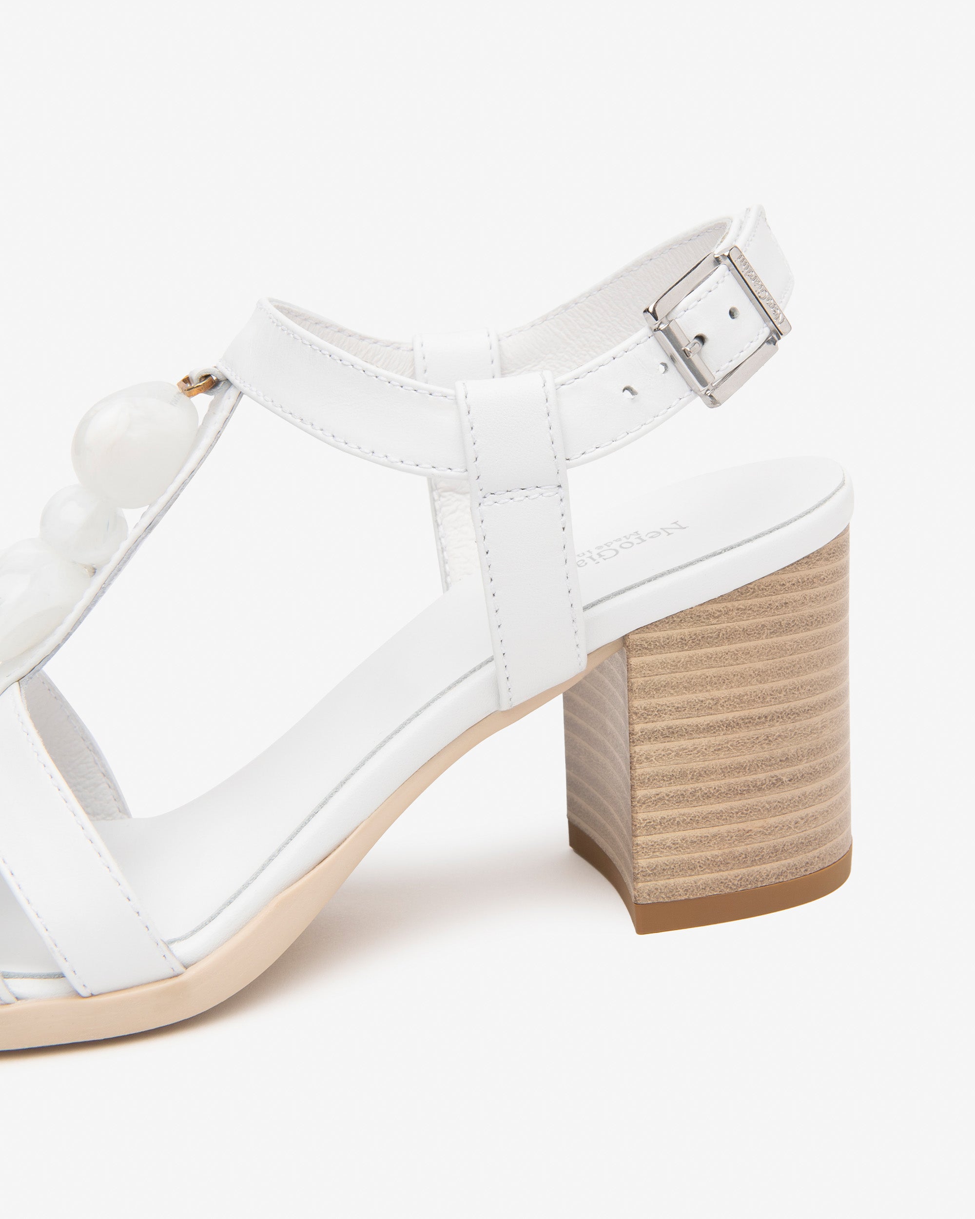 Nerogiardini Sandales Femme Cuir Nu-pieds Été