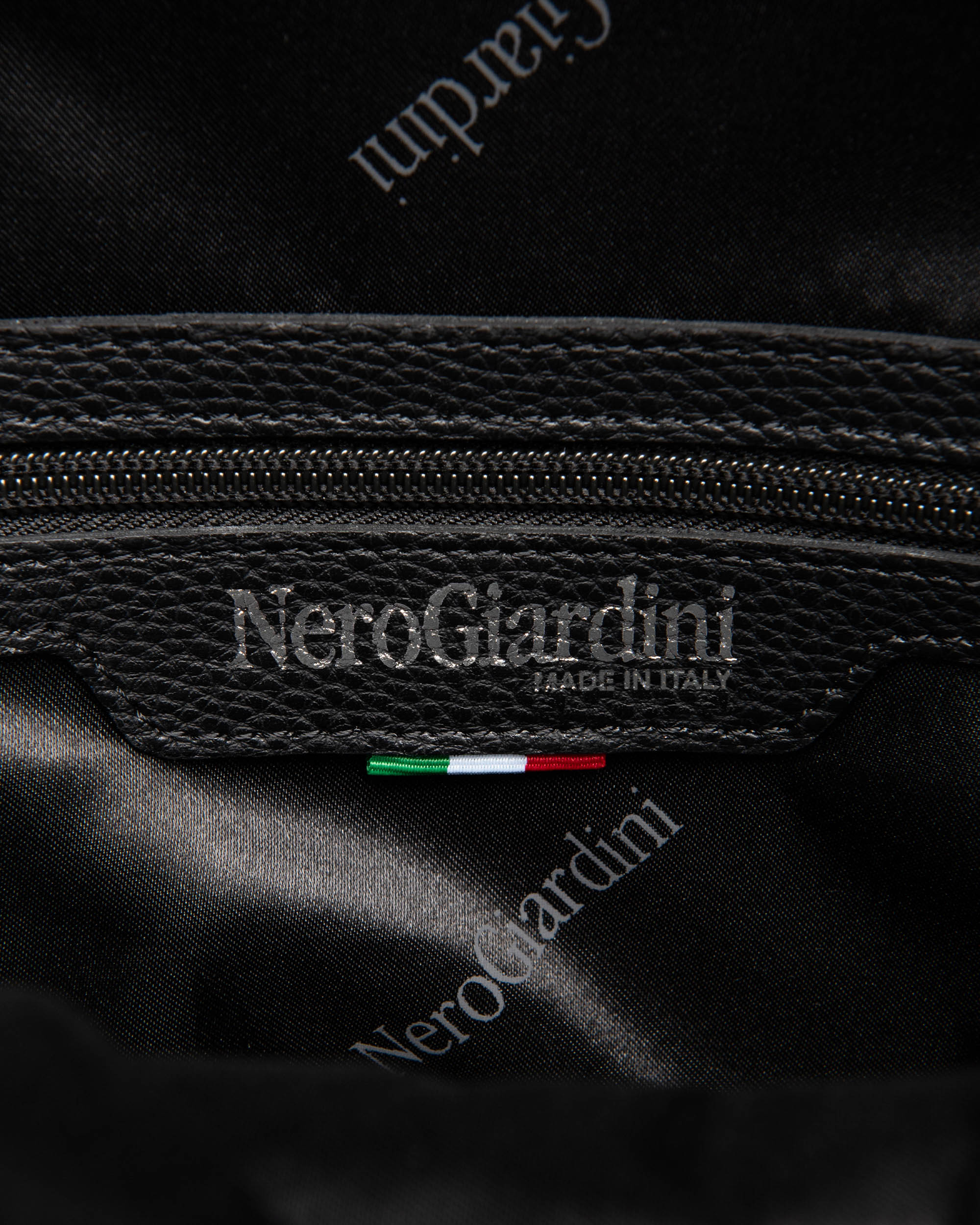 NeroGiardini Sac à Dos Femme Matière Technique
