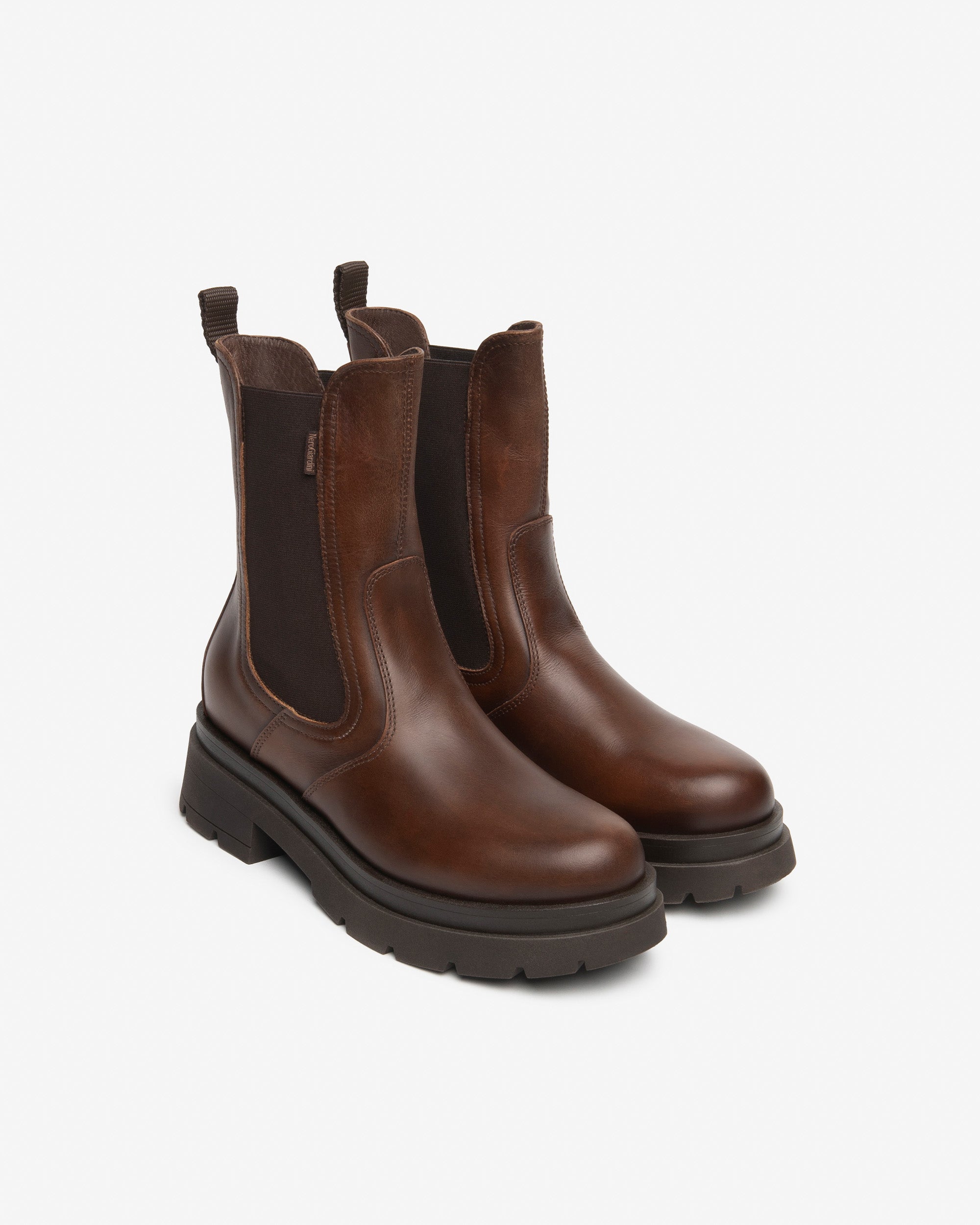 NeroGiardini Bottines Chelsea Cuir Femme Talon 5 cm
