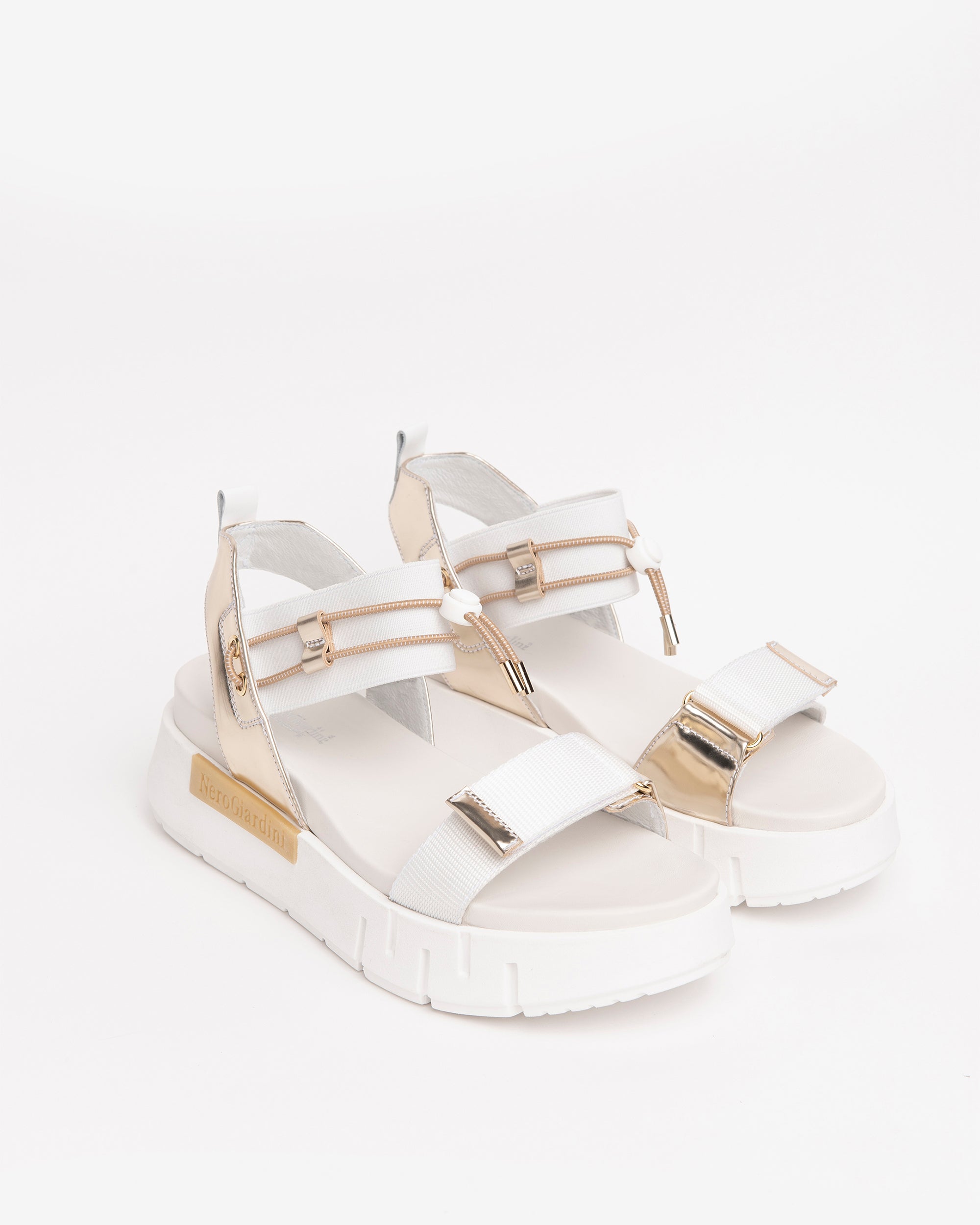 NeroGiardini Sandales Femme Cuir Tissu Technique Été