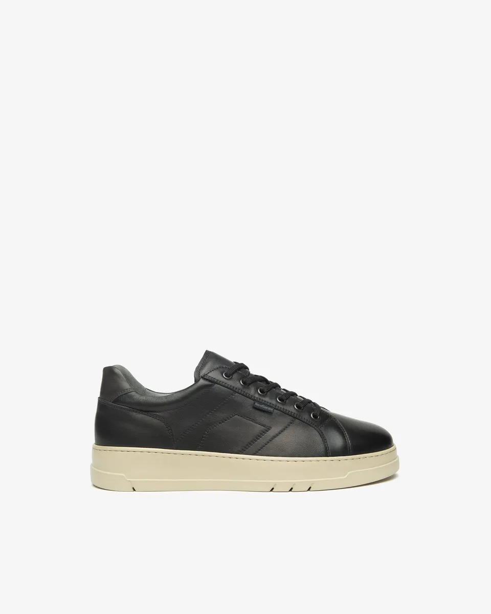 Nerogiardini Sneakers Sneakers Homme en Cuir Automne Hiver