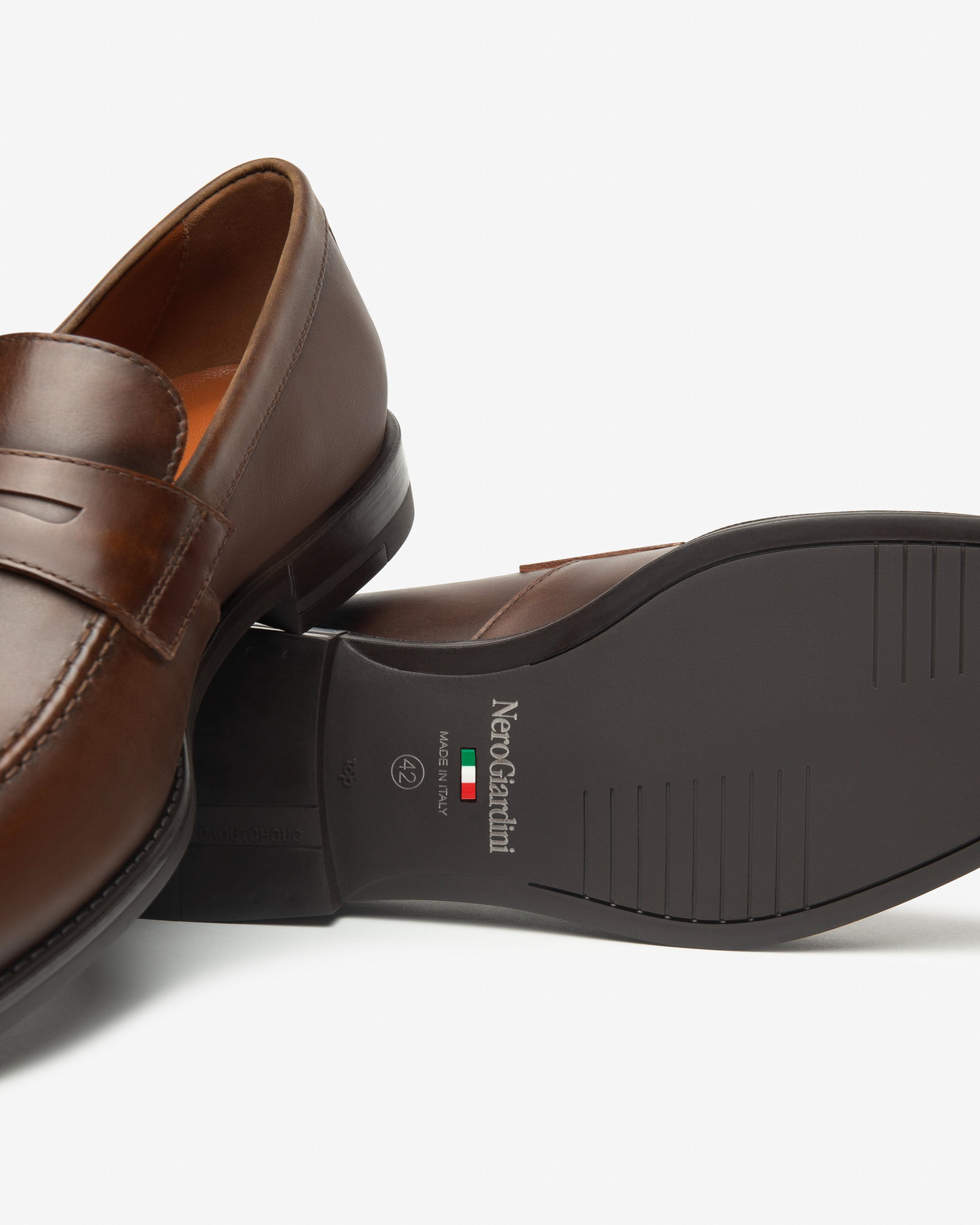 NeroGiardini Mocassins Homme en Cuir Premium Made in Italy