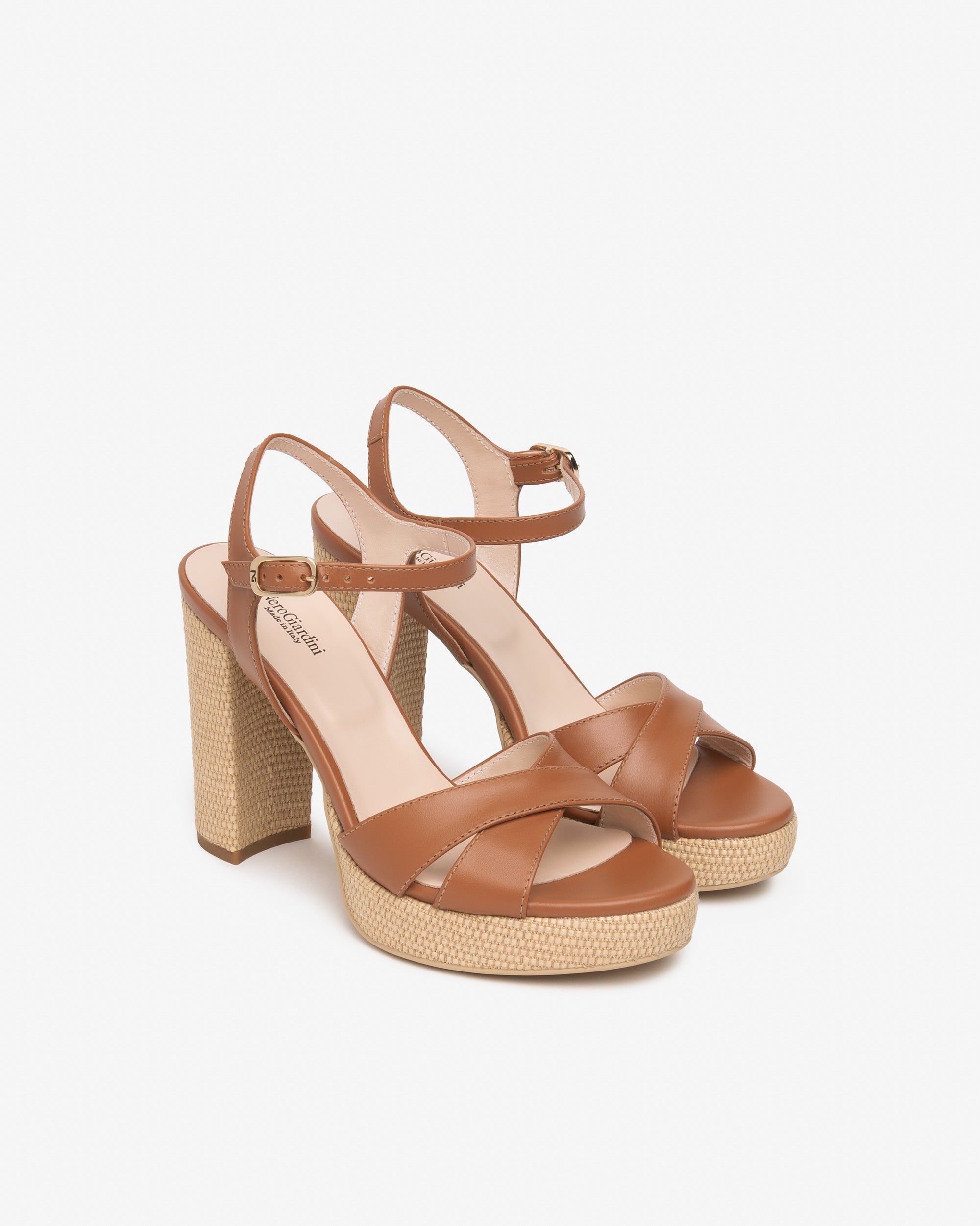 NeroGiardini Sandales Sandale Cuir Femme 38 Confort