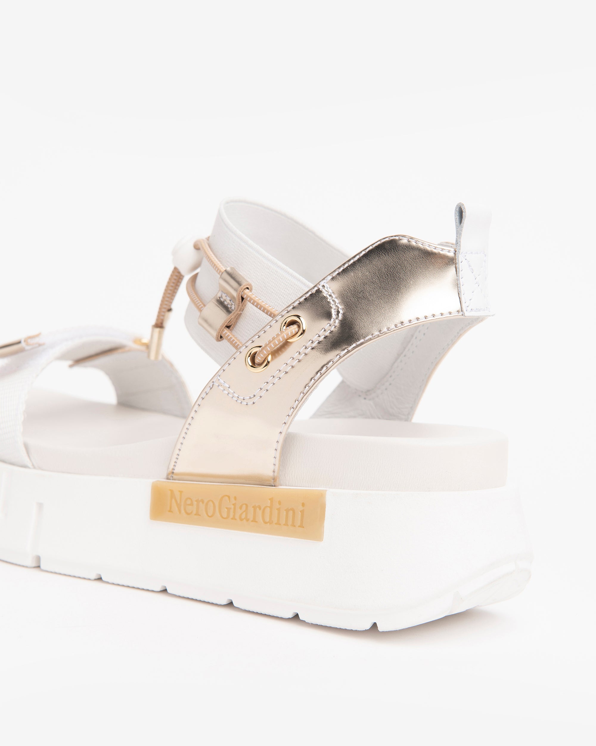 NeroGiardini Sandales Femme Cuir Tissu Technique Été