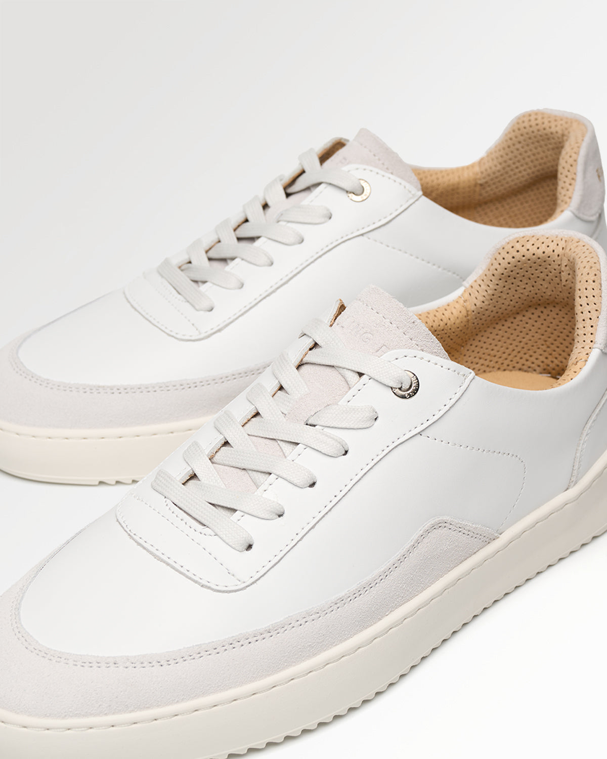 Filling Pieces Mondo Squash baskets blanches suède