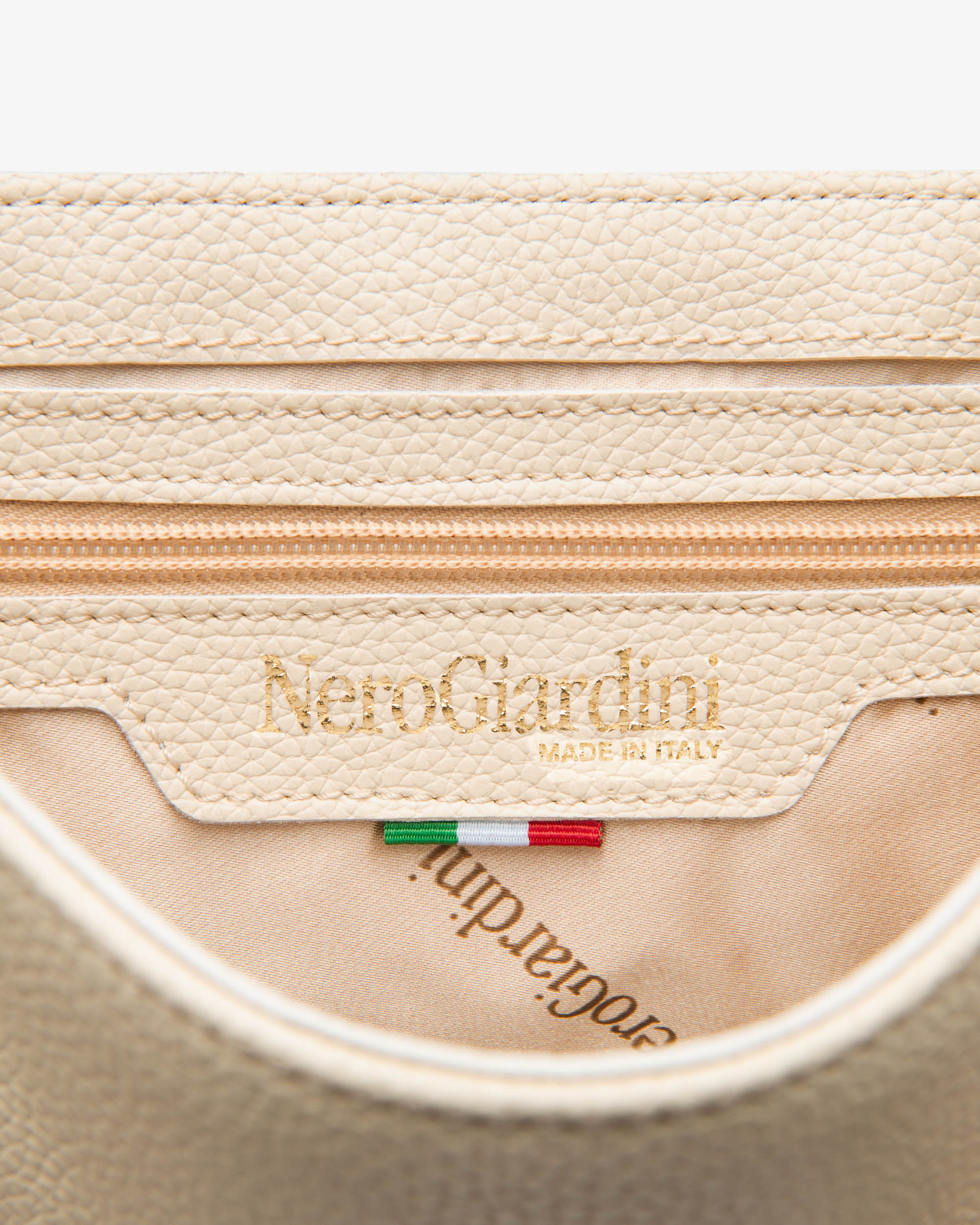 NeroGiardini Sacs Sac Bandoulière Femme Technique PZ