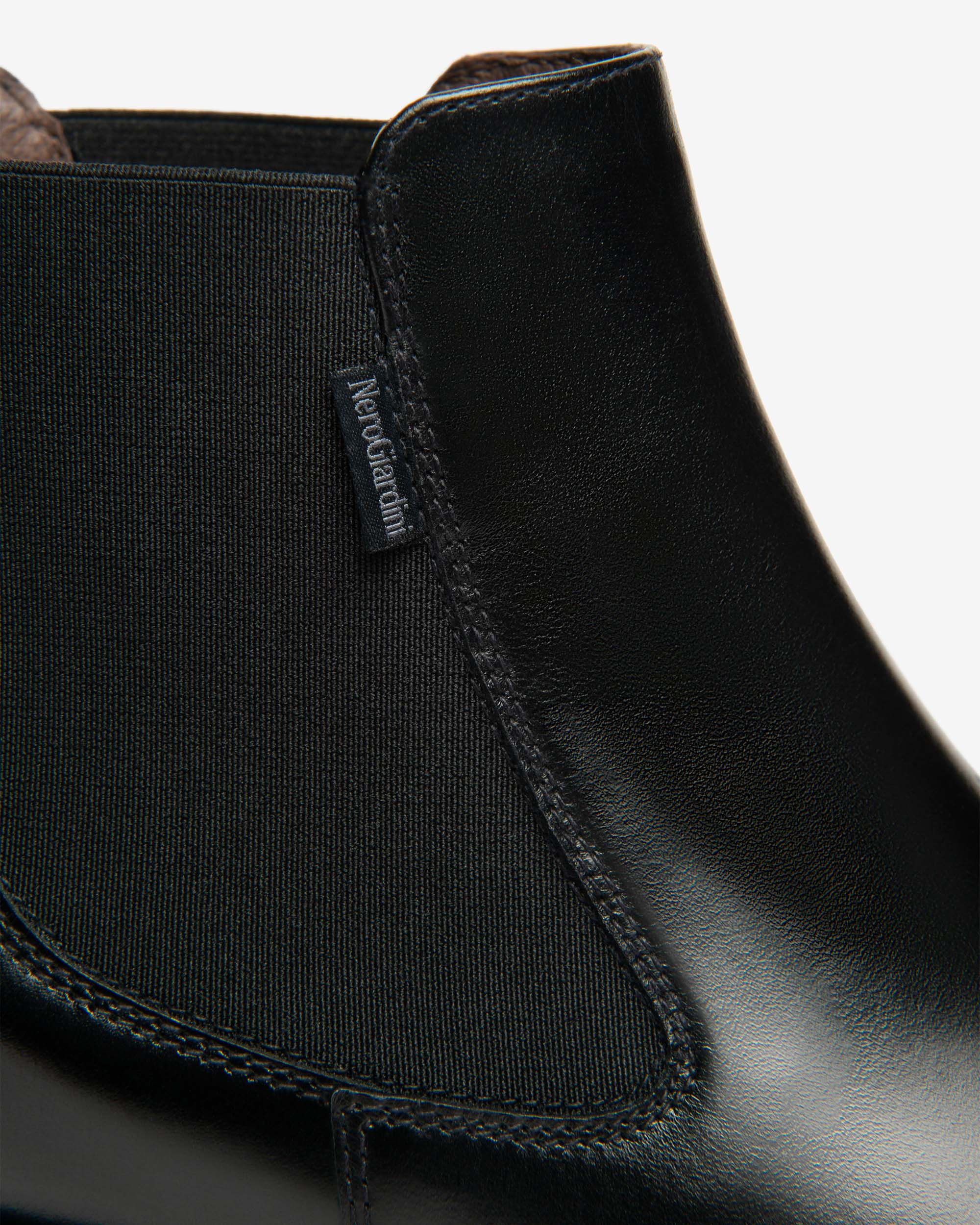 NeroGiardini Bottines Chelsea Femme Cuir Talon 35 mm