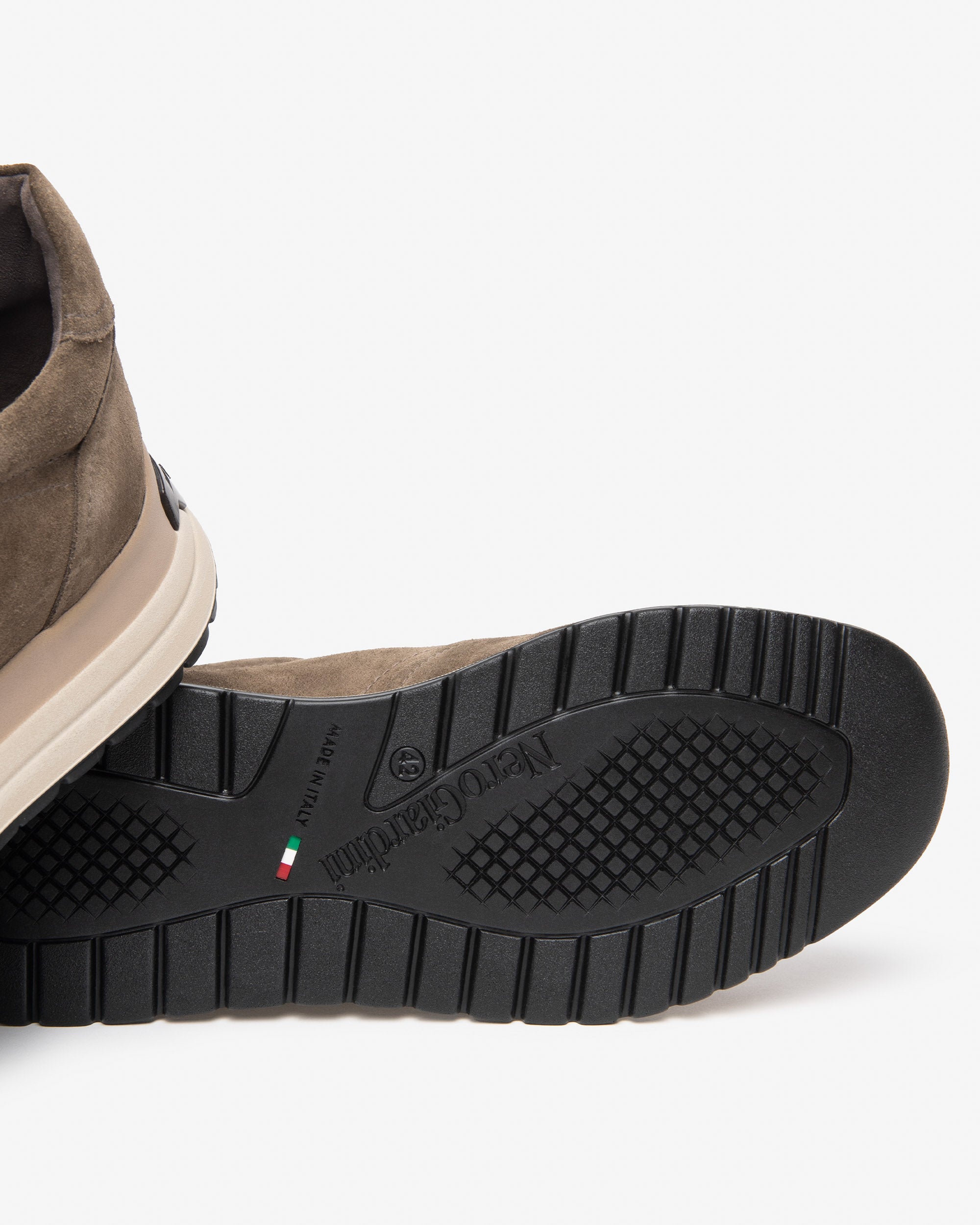 NeroGiardini Sneakers Homme Daim Lacets Caoutchouc 39-46