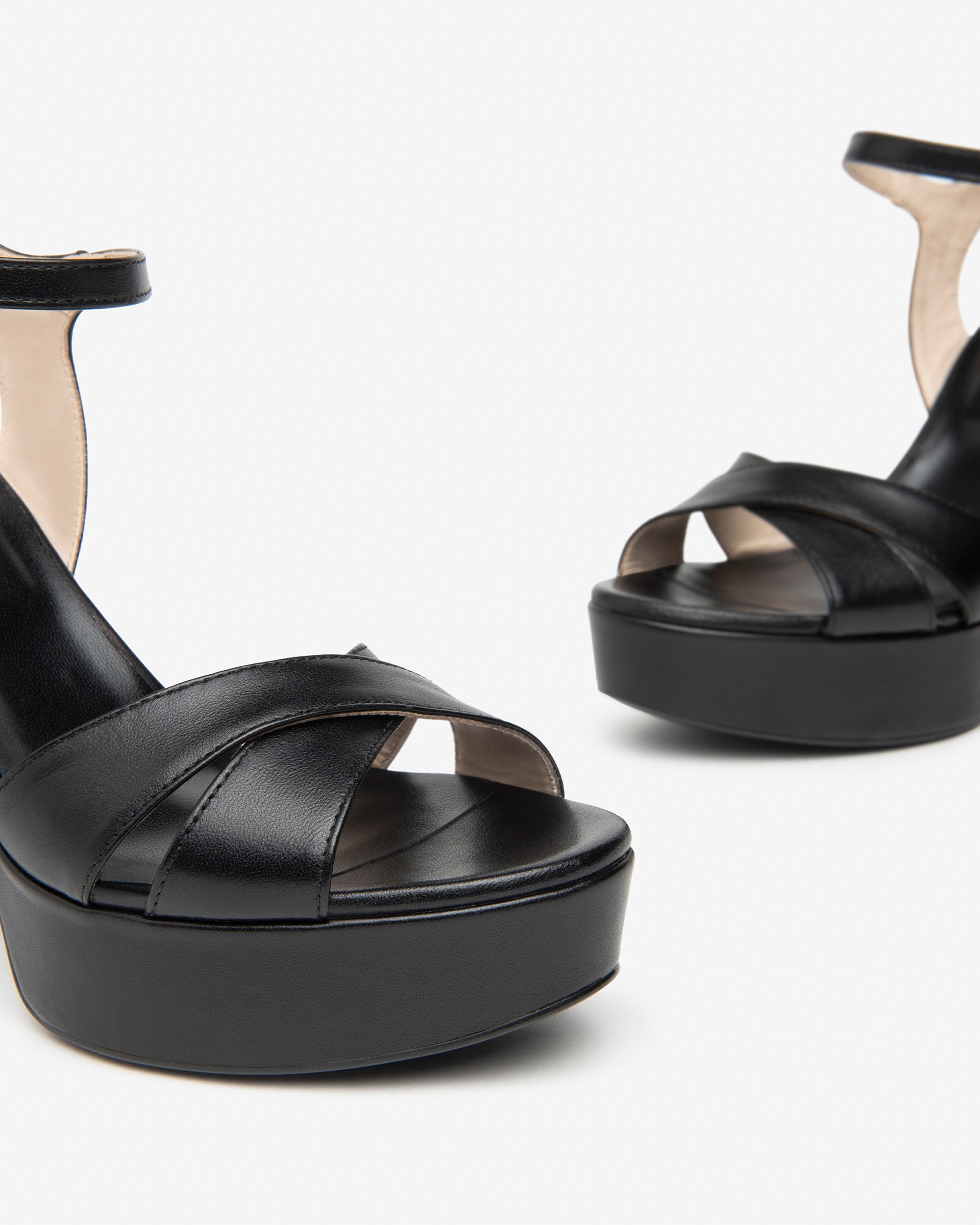 NeroGiardini Sandales Femme Cuir 35-41 Confort Été