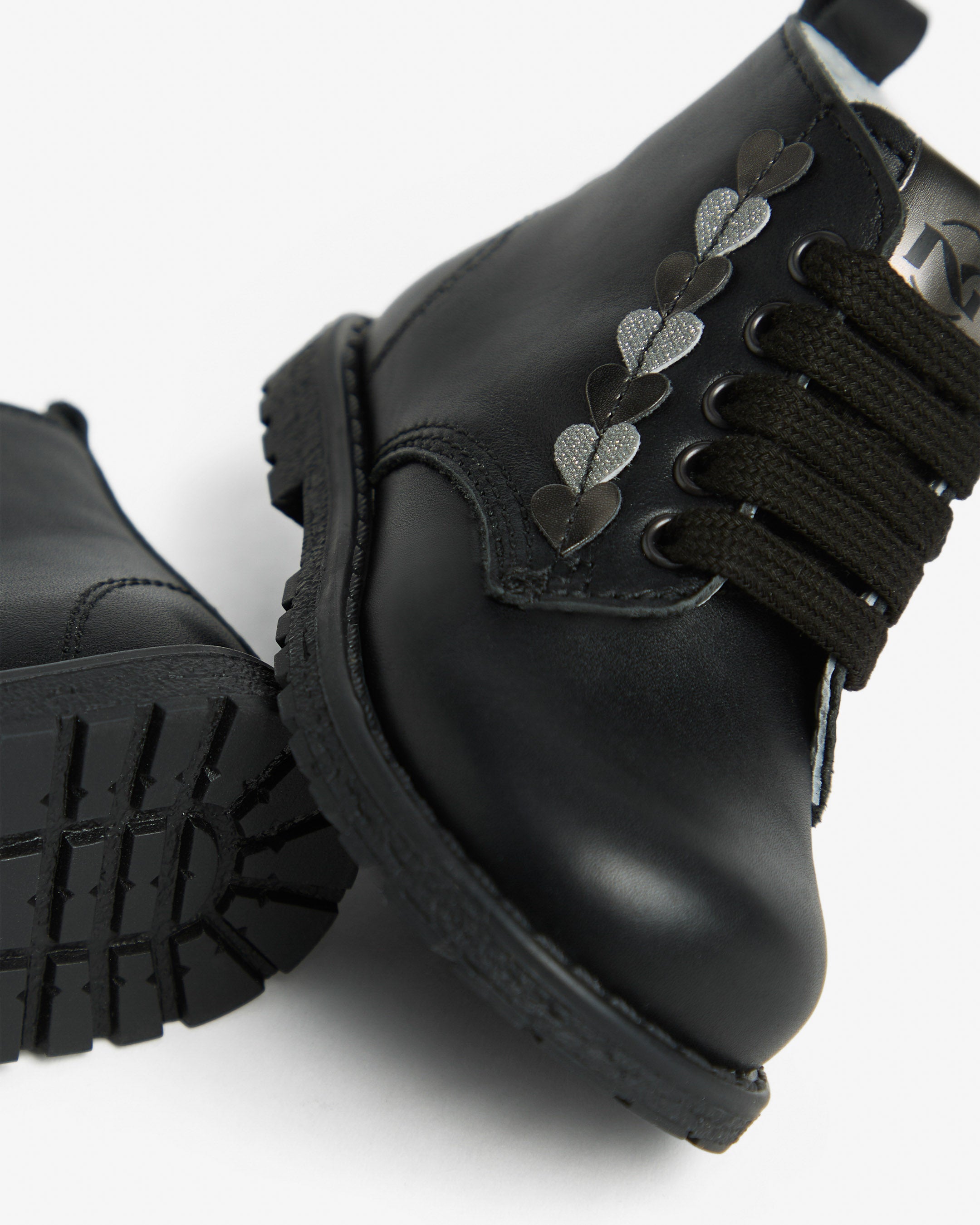 NeroGiardini Bottines Motardes Fille Cuir pointure 19-24