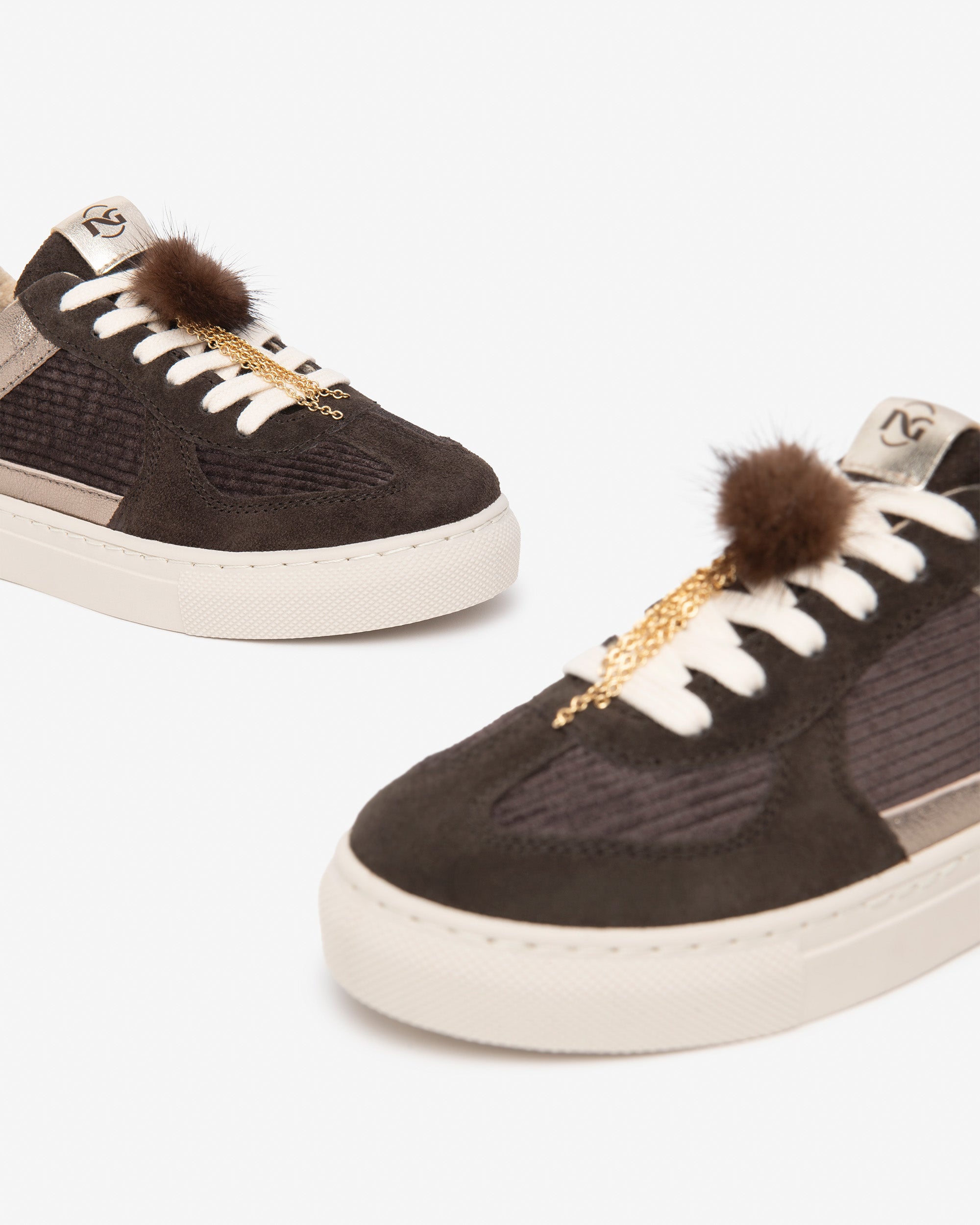NeroGiardini Sneakers Teen Fille Velours Pointure 30-39
