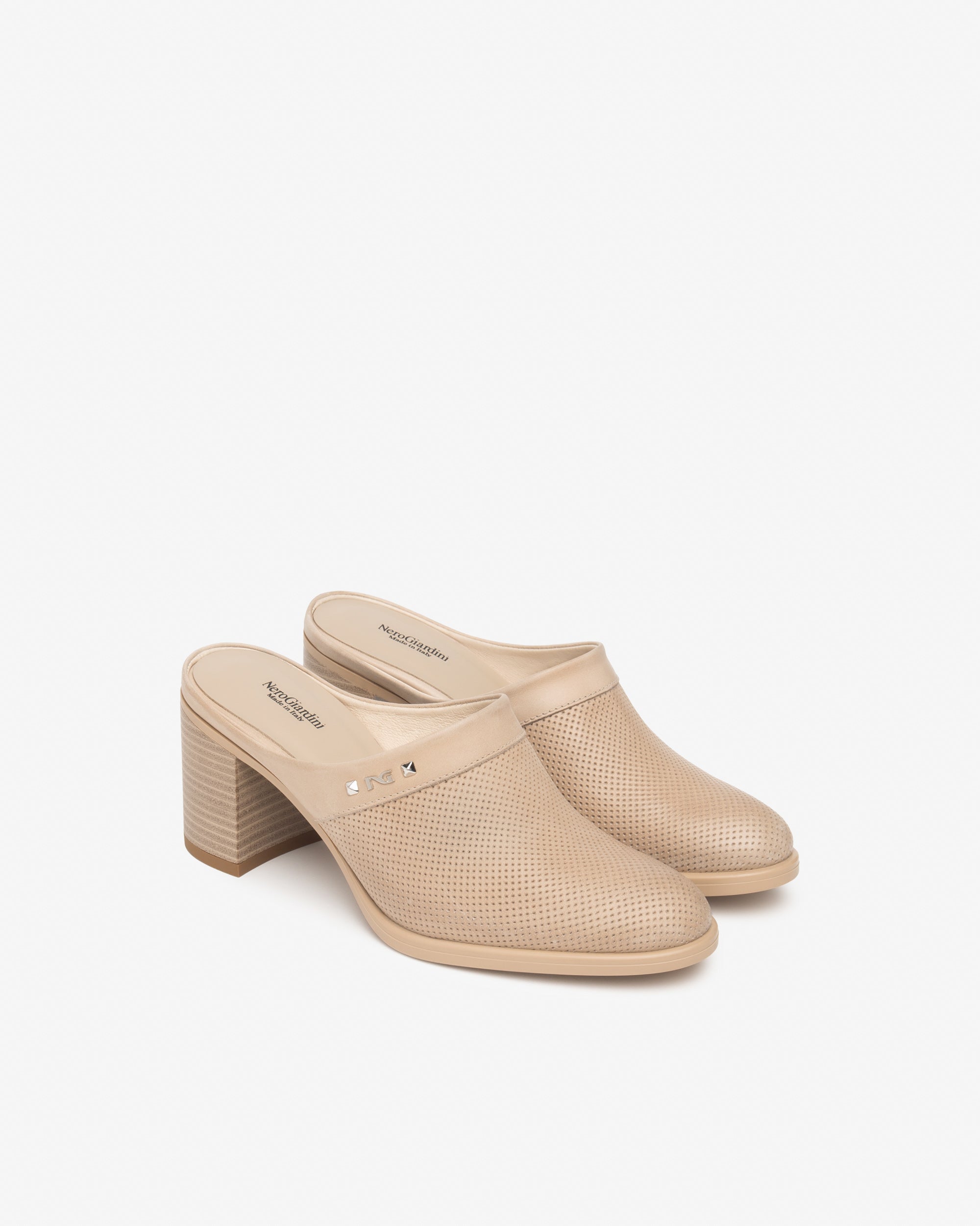 NeroGiardini Mules Femme en Cuir mules été confort
