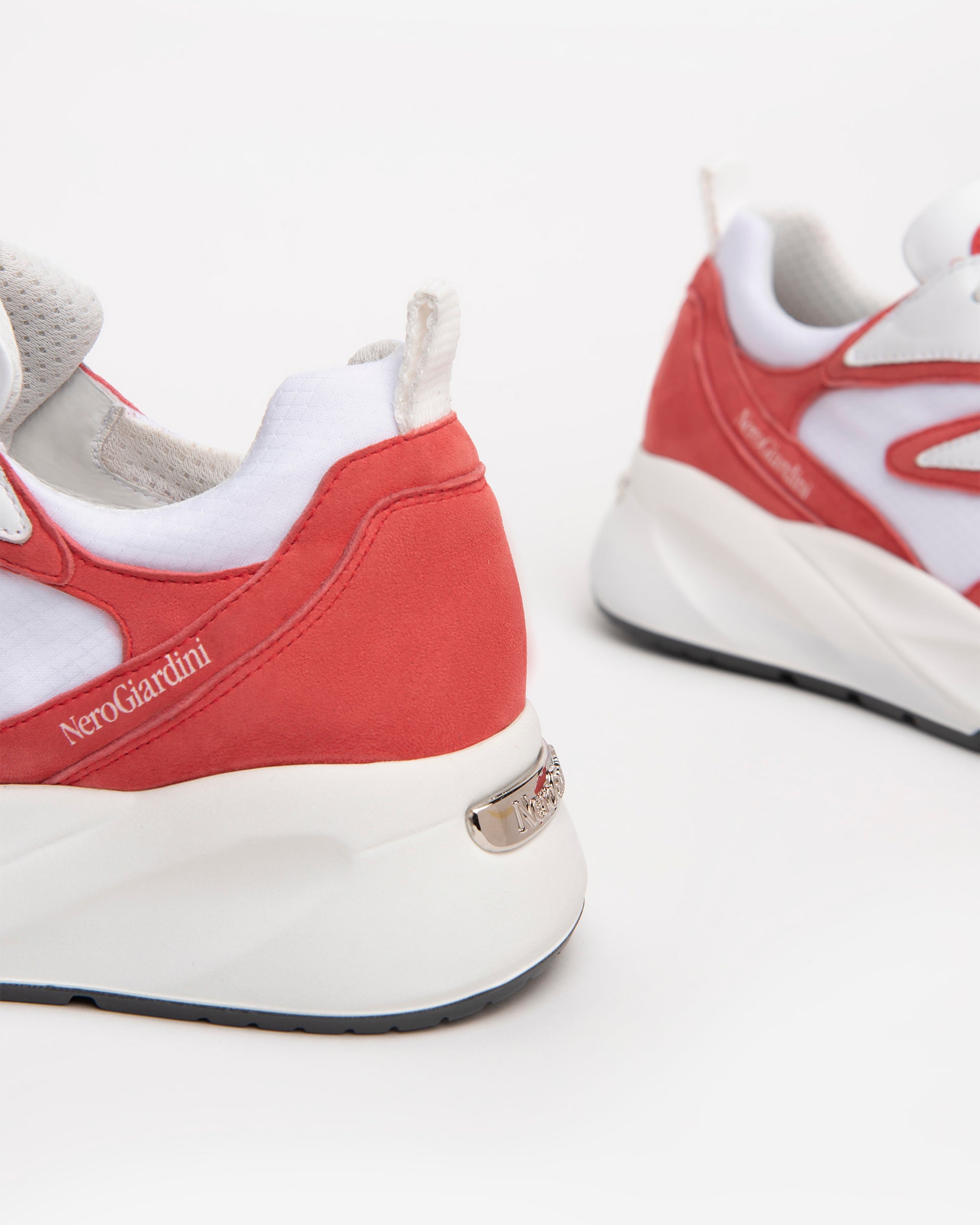 Nerogiardini Sneakers Femme Cuir Velours Semelle 4,5 cm