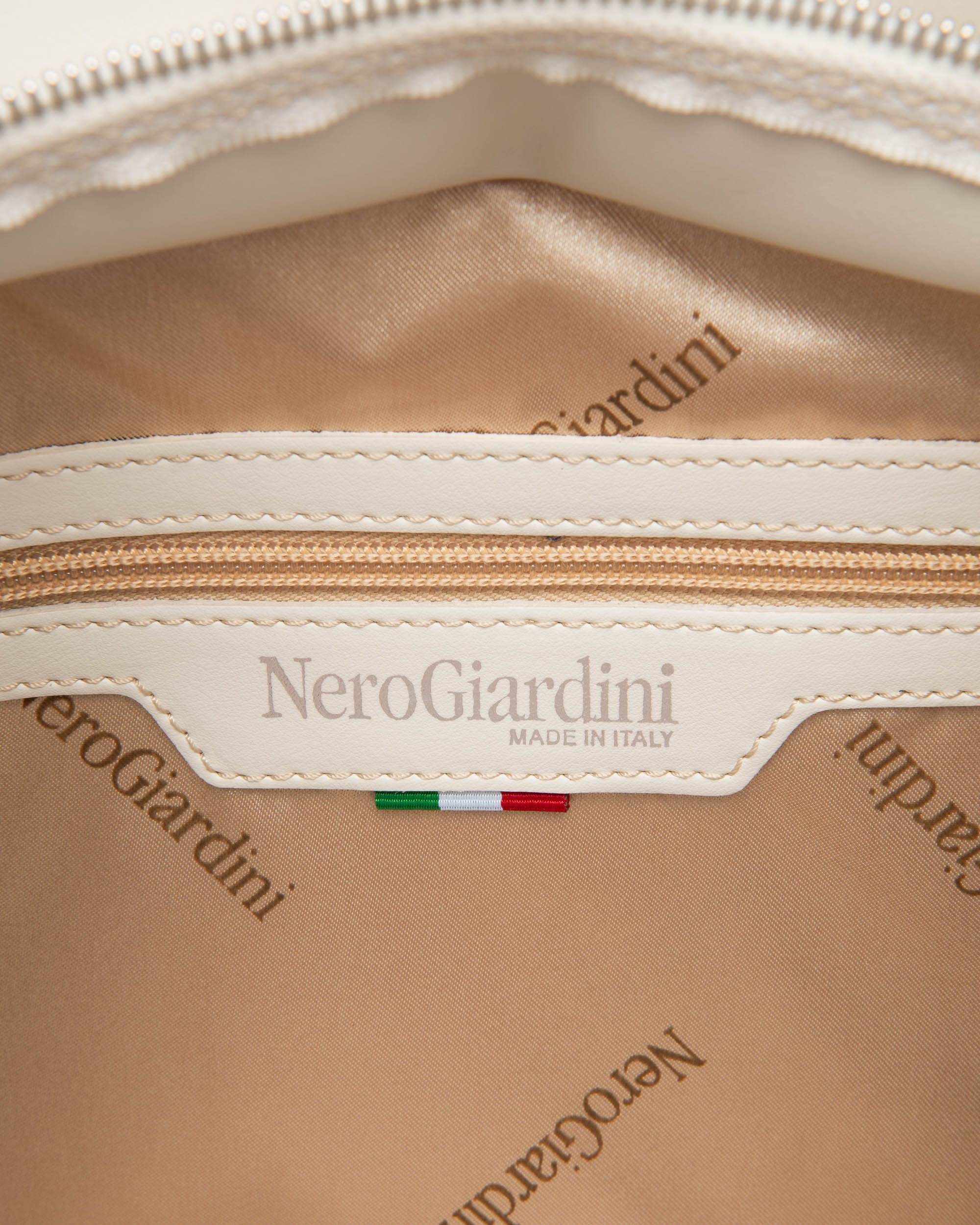 NeroGiardini Sacs Cabas Femme Matière Technique PZ