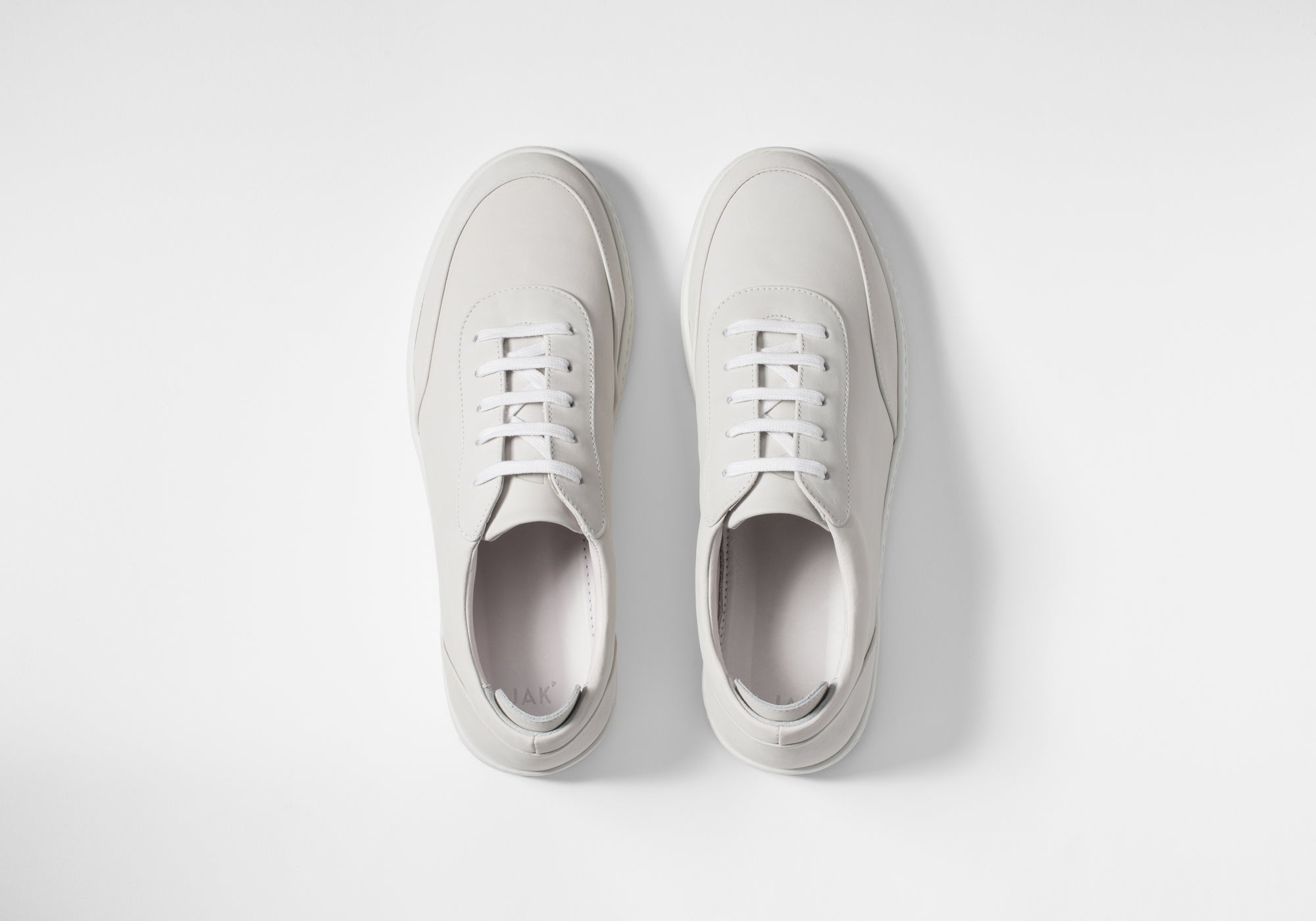 JAK Nova Off-white baskets nubuck blanc cassé