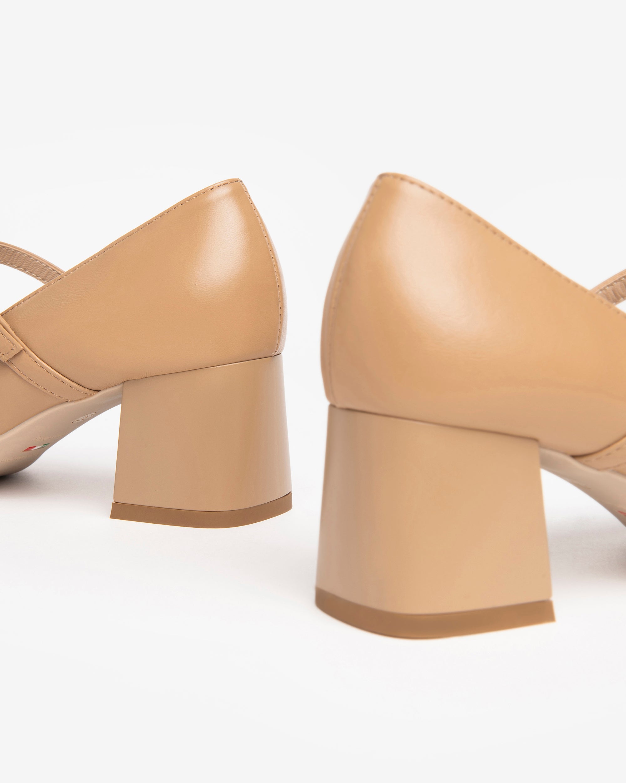 Nerogiardini Escarpins Pumps Femme Cuir Printemps Été