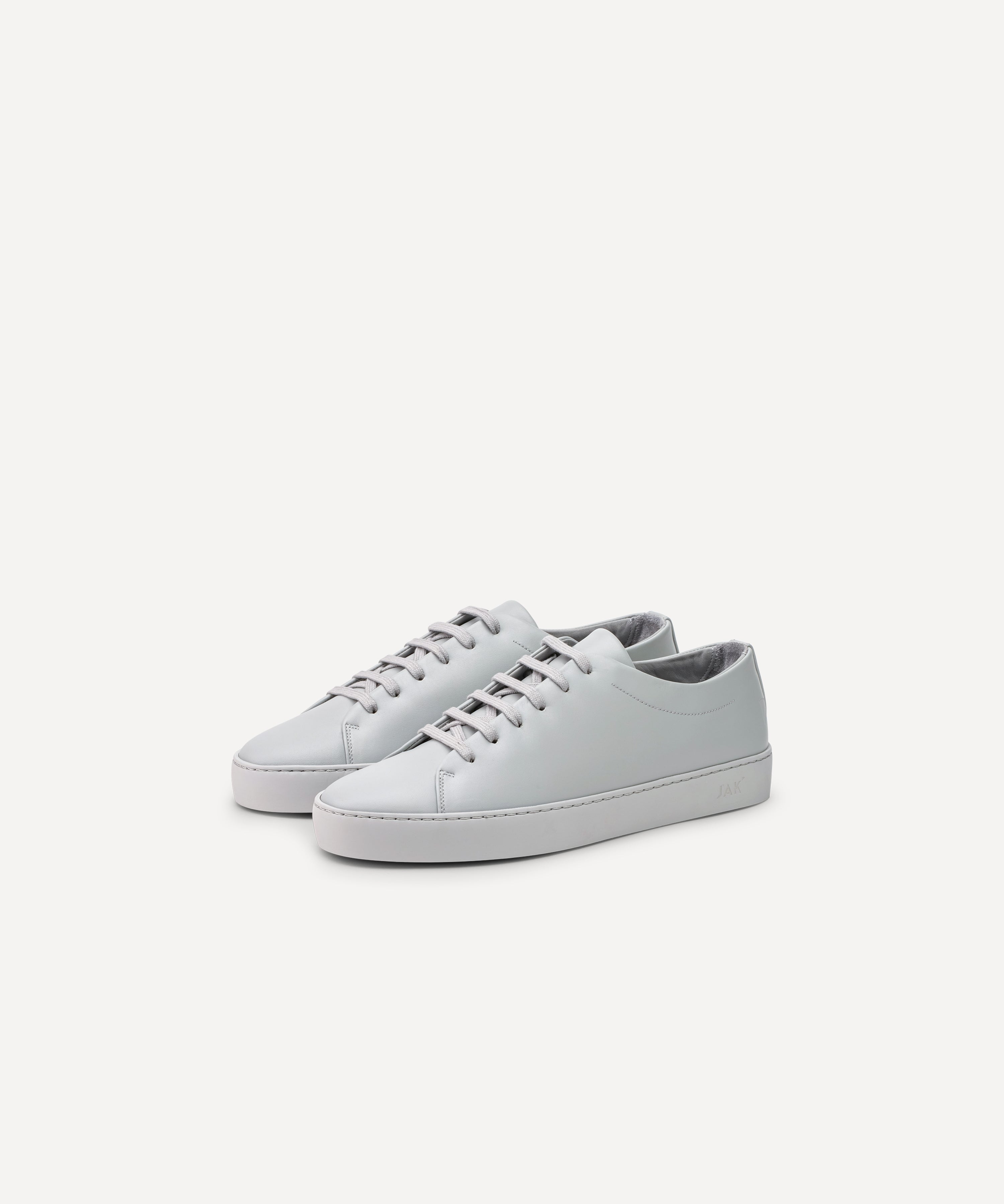 JAK Royal Light Grey baskets cuir gris clair