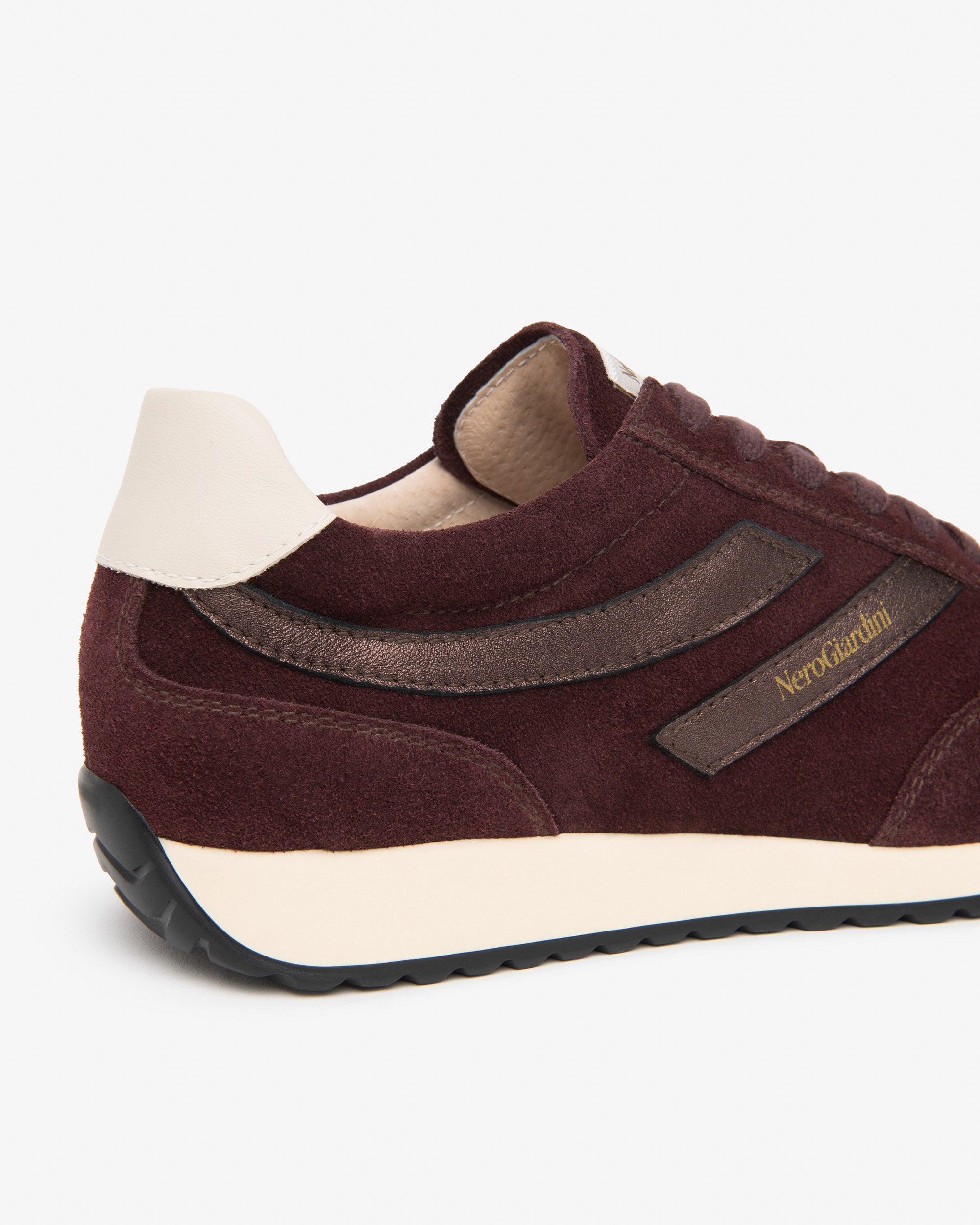 NeroGiardini Sneakers Daim Cuir Femme 38 Lacets