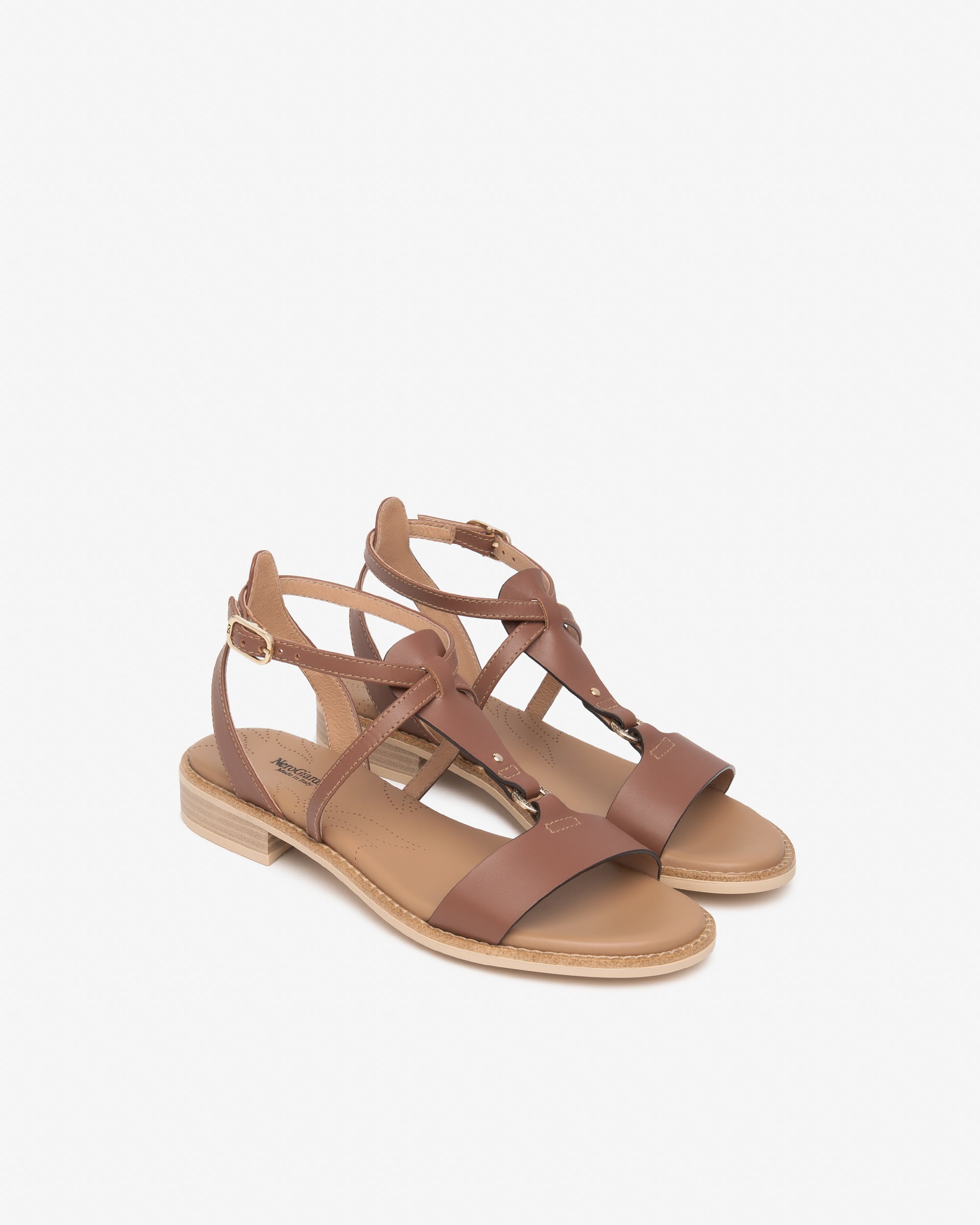 Nerogiardini Sandales Sandales Femme en Cuir Ville
