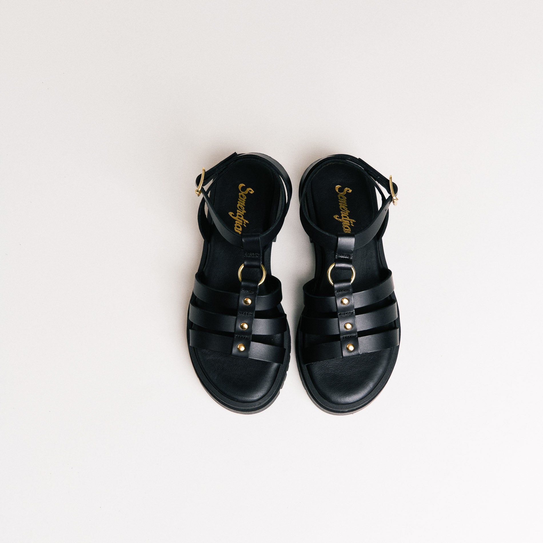 SMR Clara Vitello Nero sandale cuir noir clous dorés