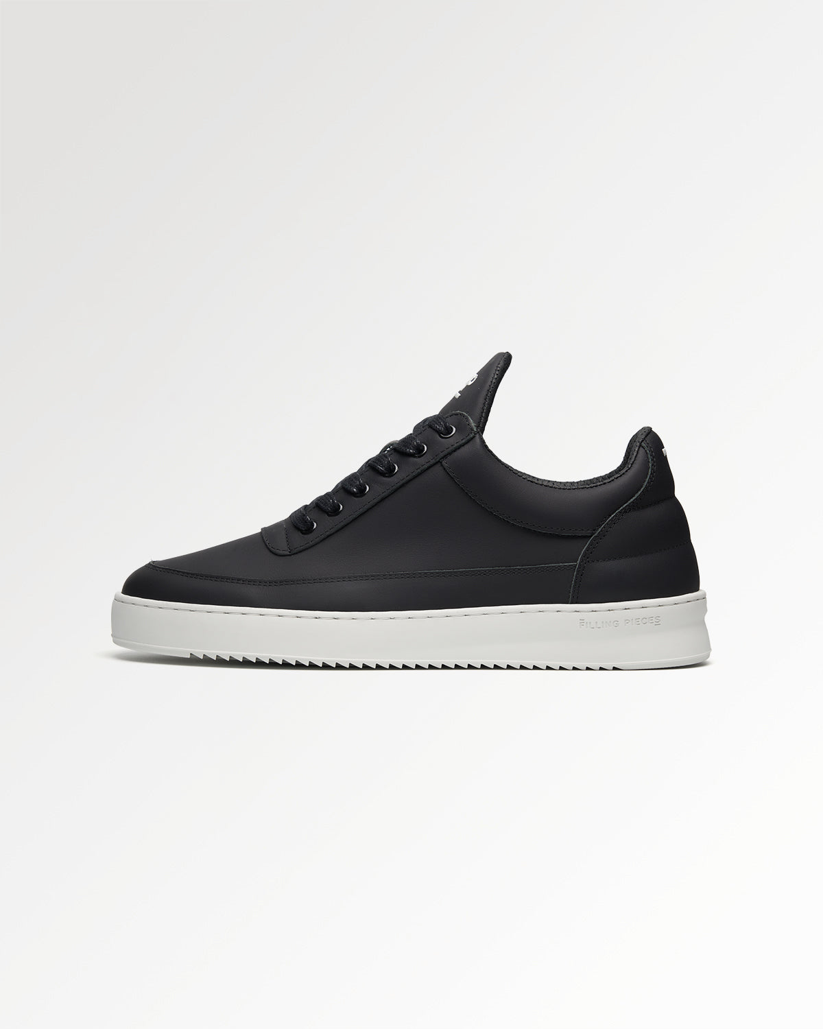 Filling Pieces Low Top sneaker Organic Nappa Black cuir
