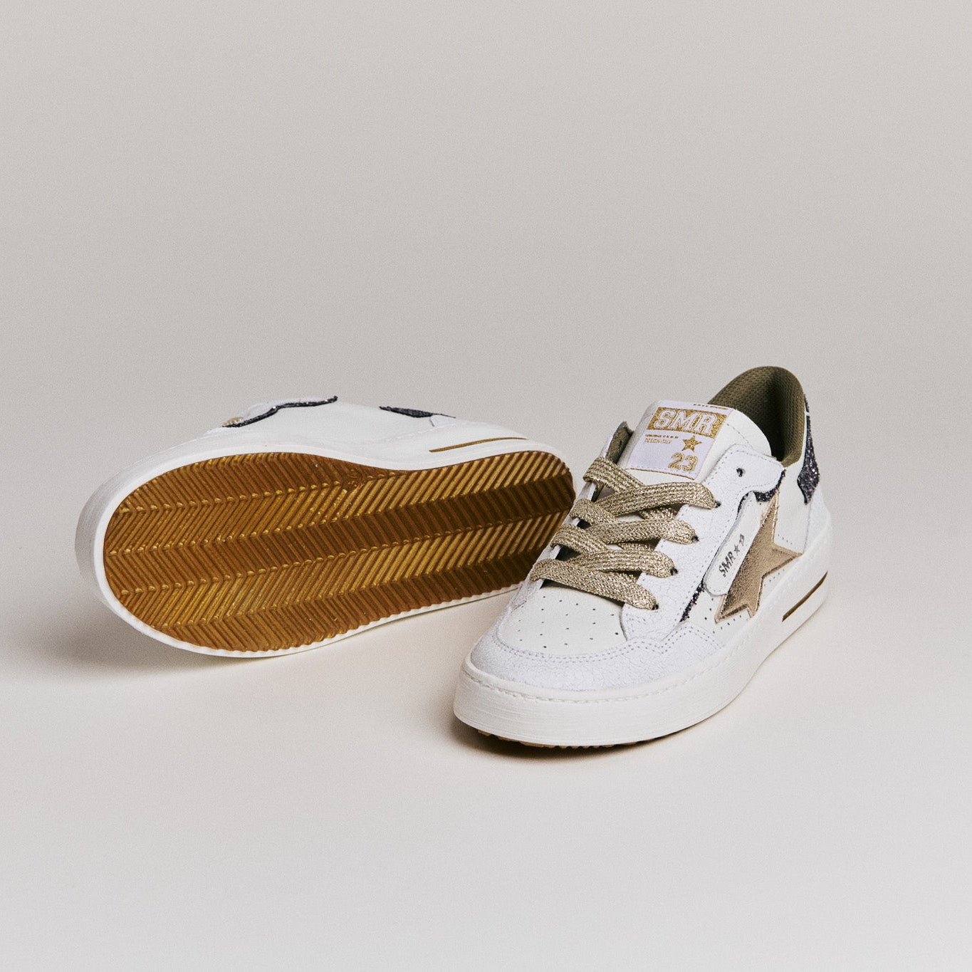 SMR Ale C823 baskets cuir blanc glitter doré