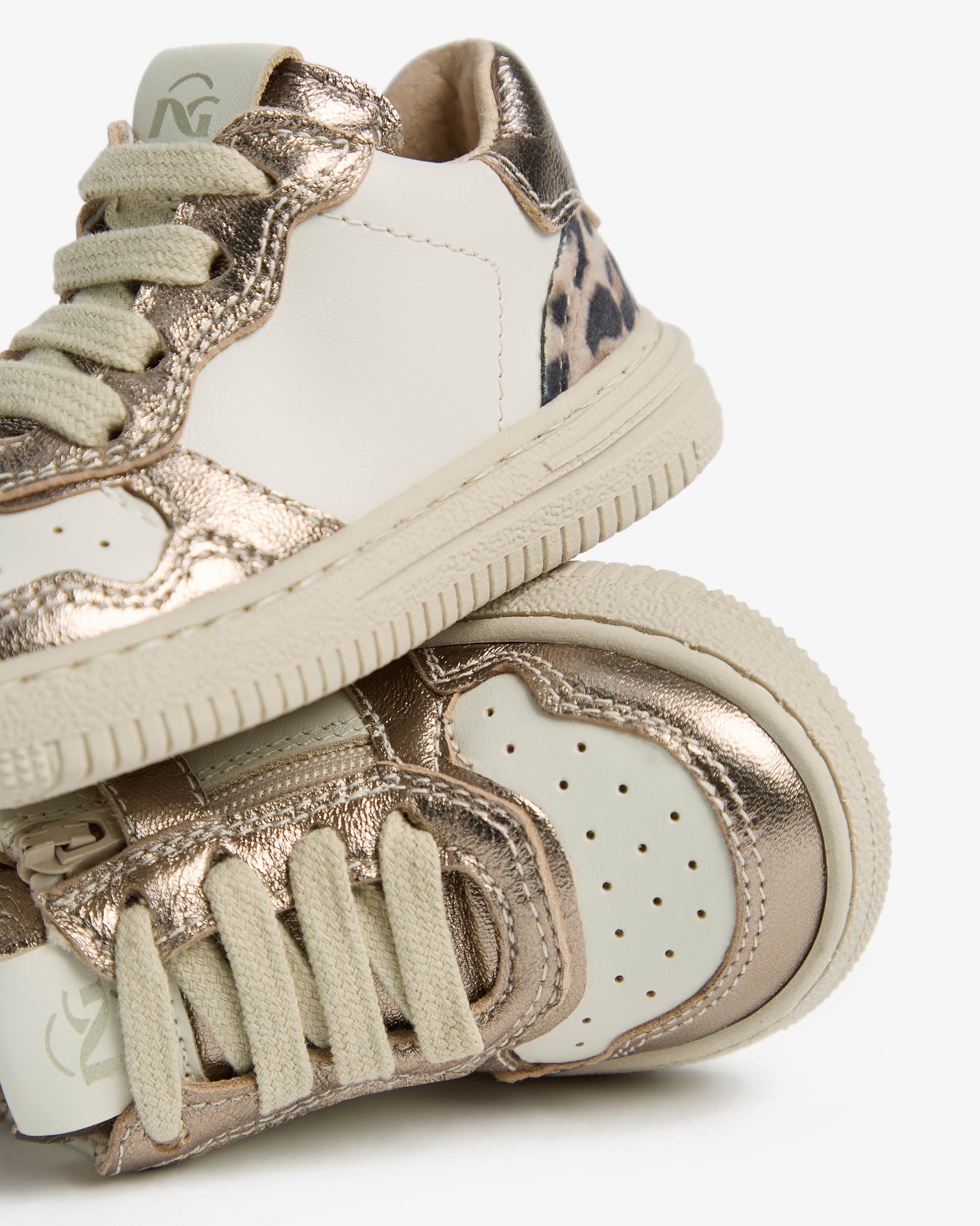 NeroGiardini Sneakers Fille Cuir Technique 19-24