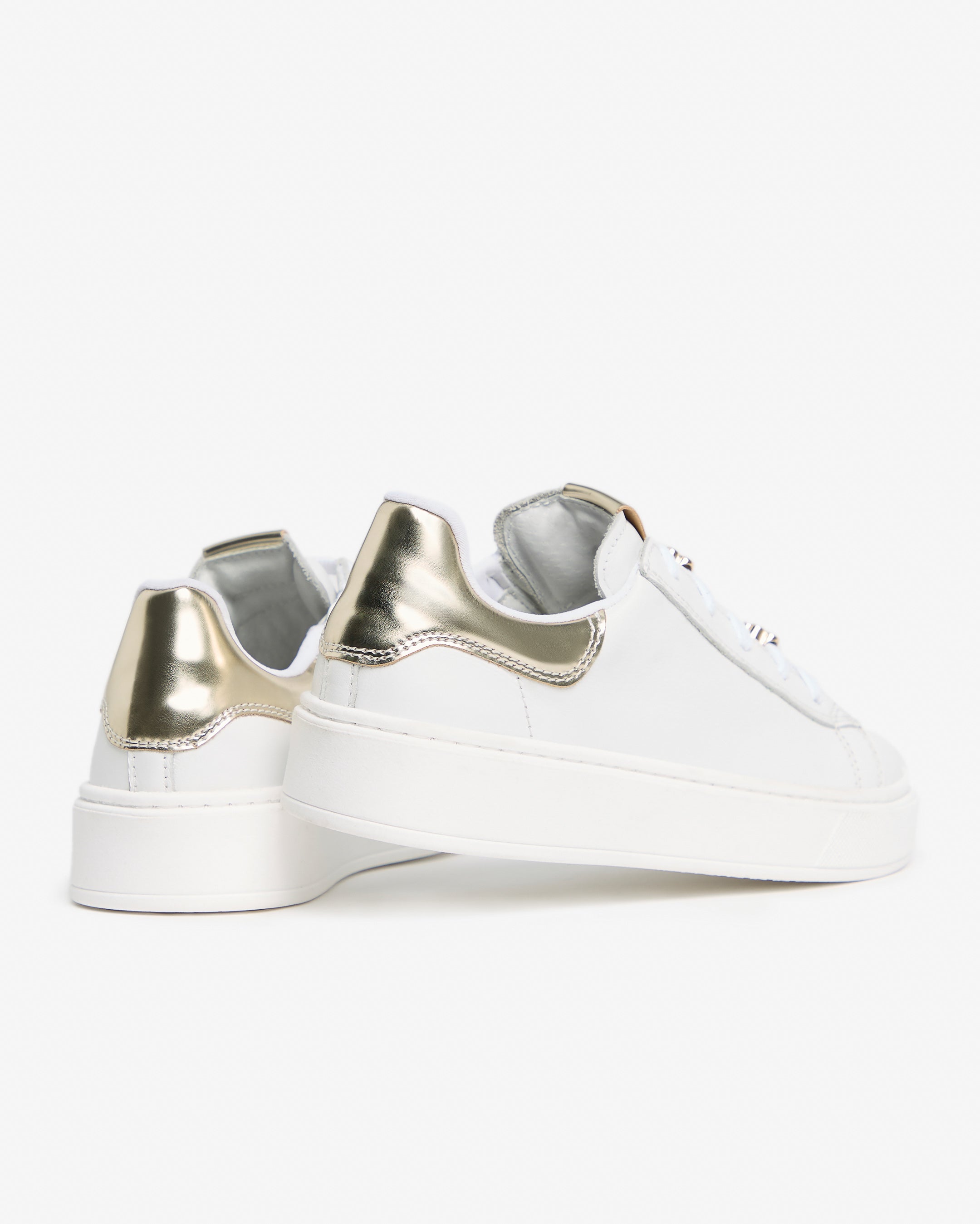 Nerogiardini Sneakers Teen Fille Cuir Semelle Légère